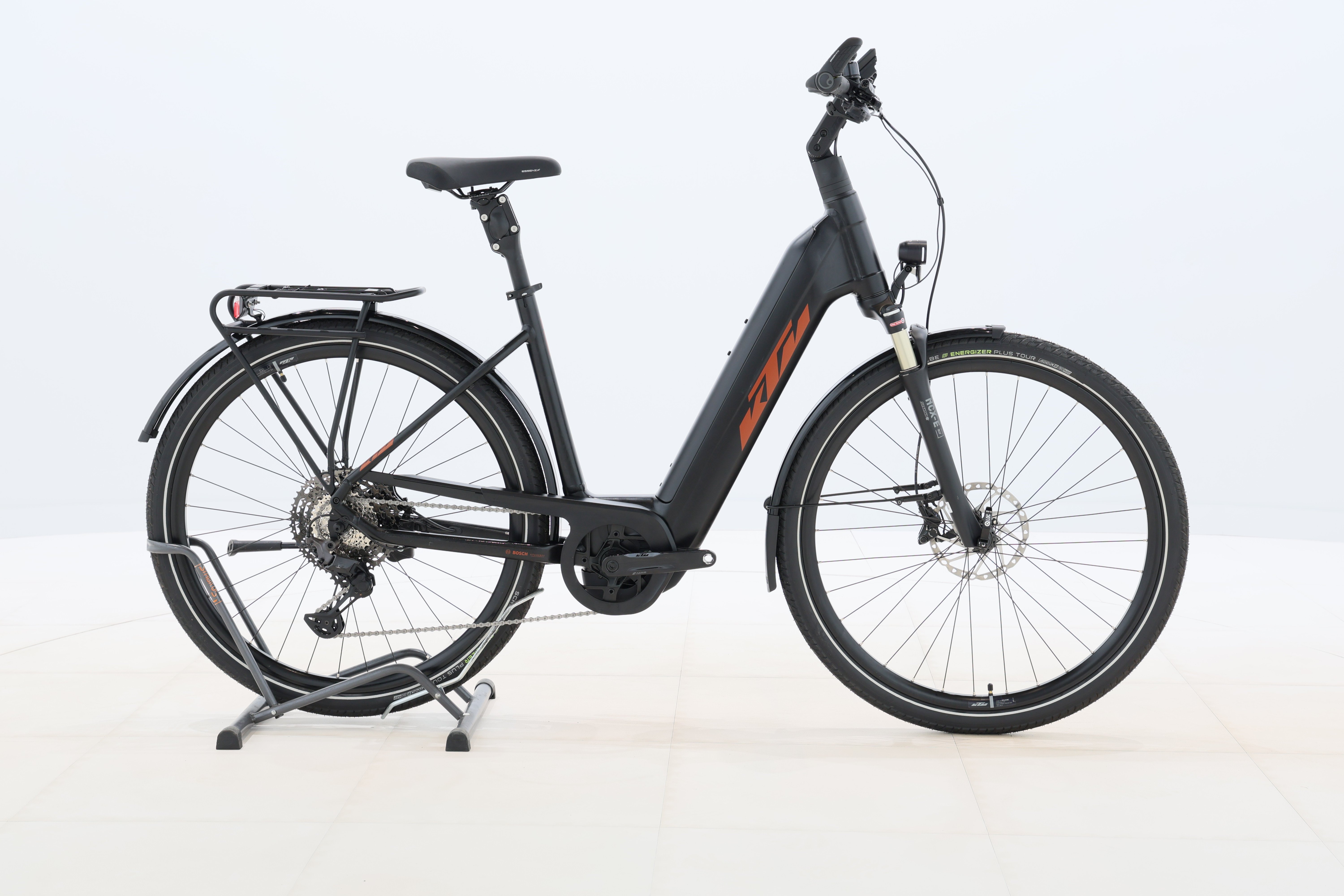 fe216e4d-e1b6-4a60-b6f8-ed06bf127fcc