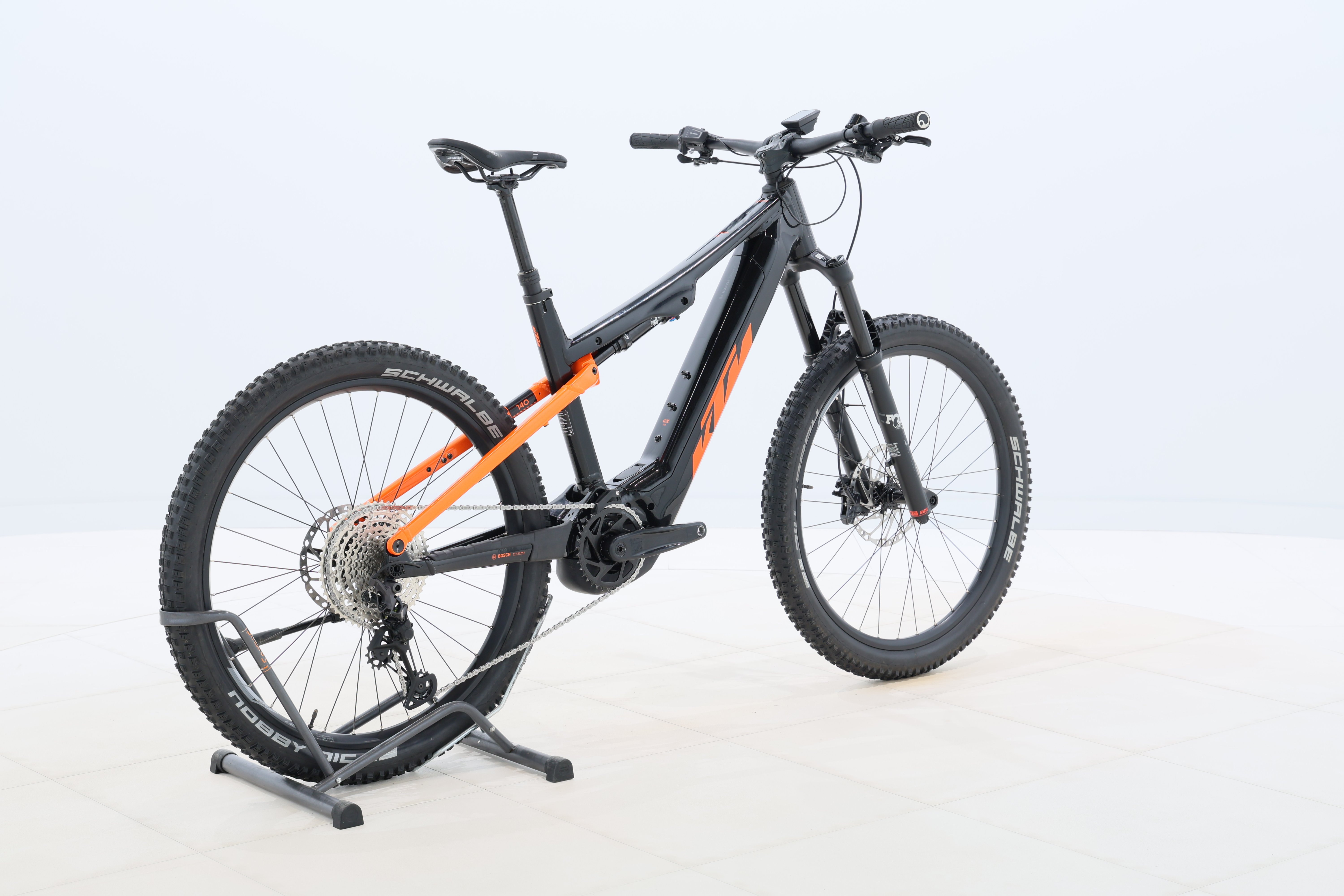 2f92ed03-628b-413f-a7bc-4745237ff1d6