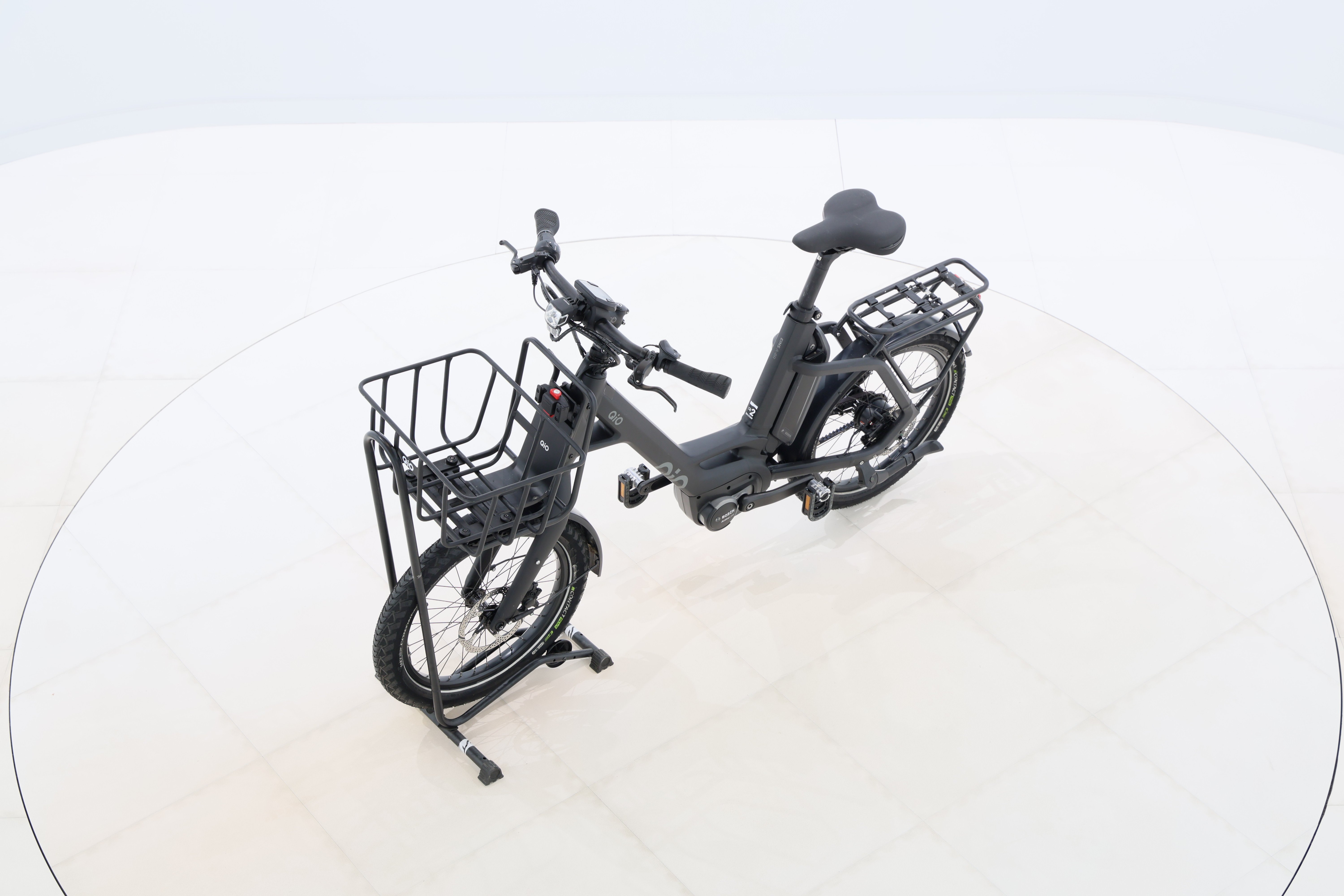 8bb64a5b-b5c6-4f35-8d0d-cbcea030646f