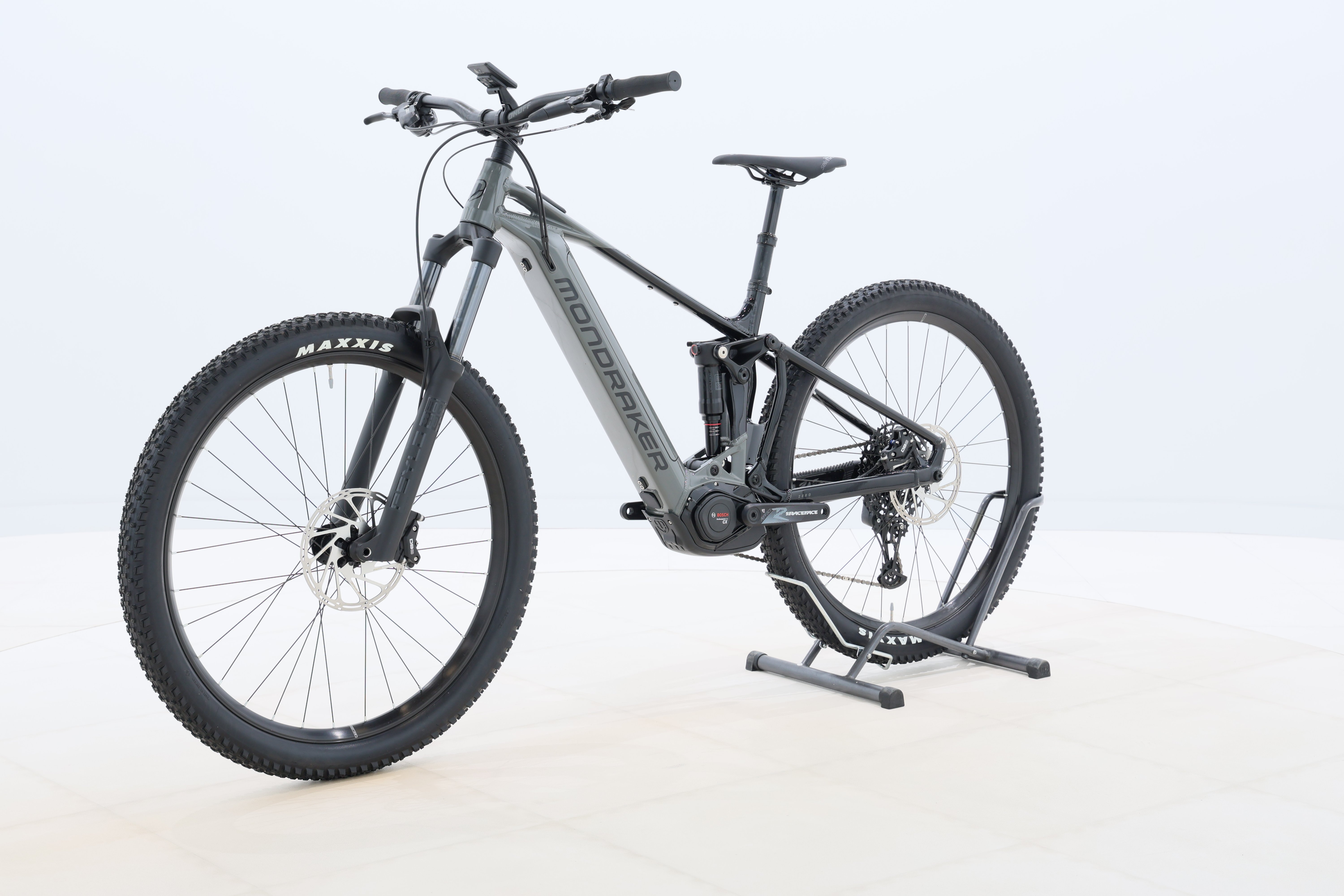 c3c9350d-ef14-4d88-b0ef-a233a6e7710e