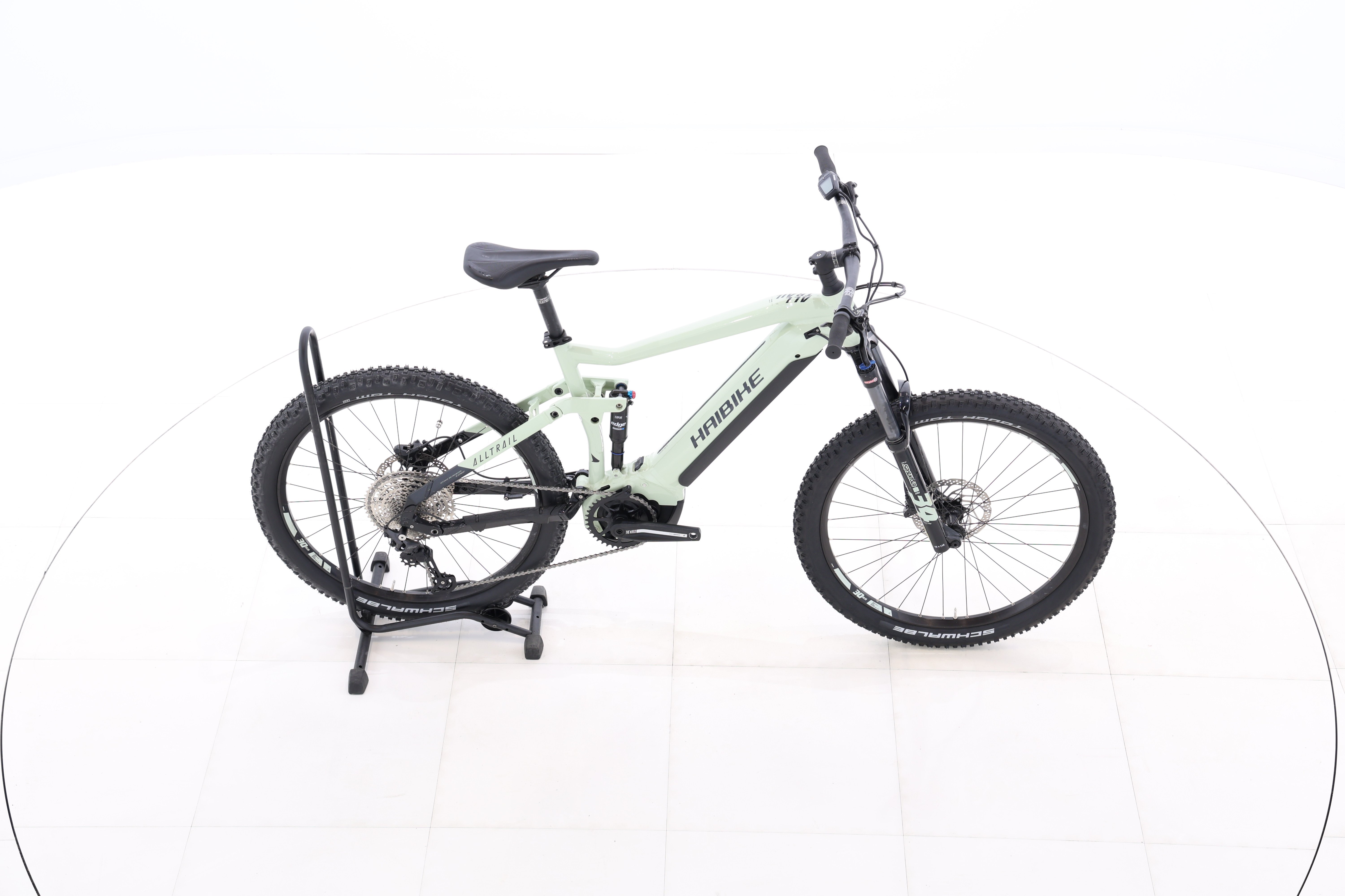 d46fba45-225d-4e29-aa81-9411e7f5e17f