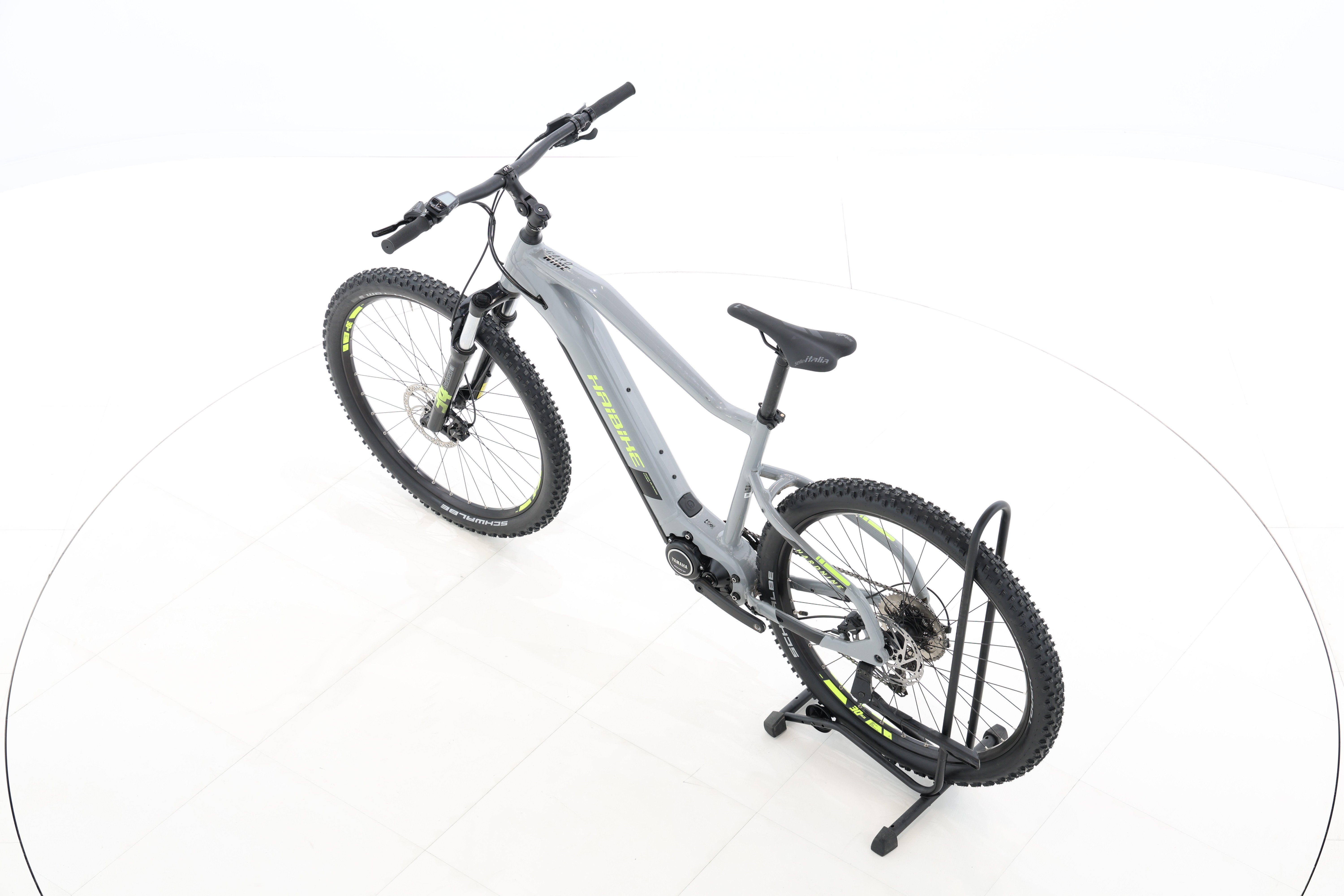 a77402ef-9272-4240-88c6-ba4844396fb2