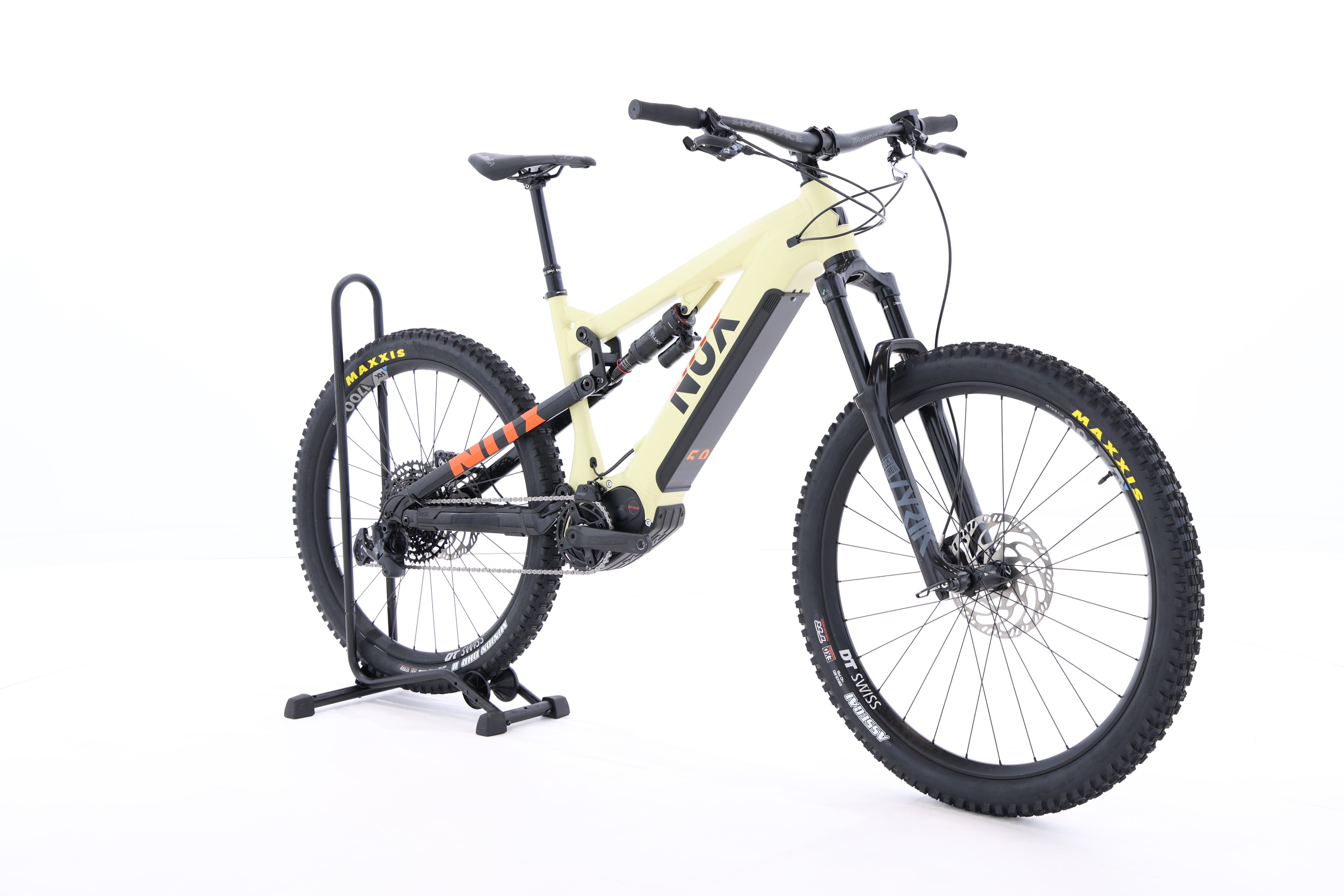 e8e4ac6f-1d26-4ce0-8c66-b8a4fc5b1f5c