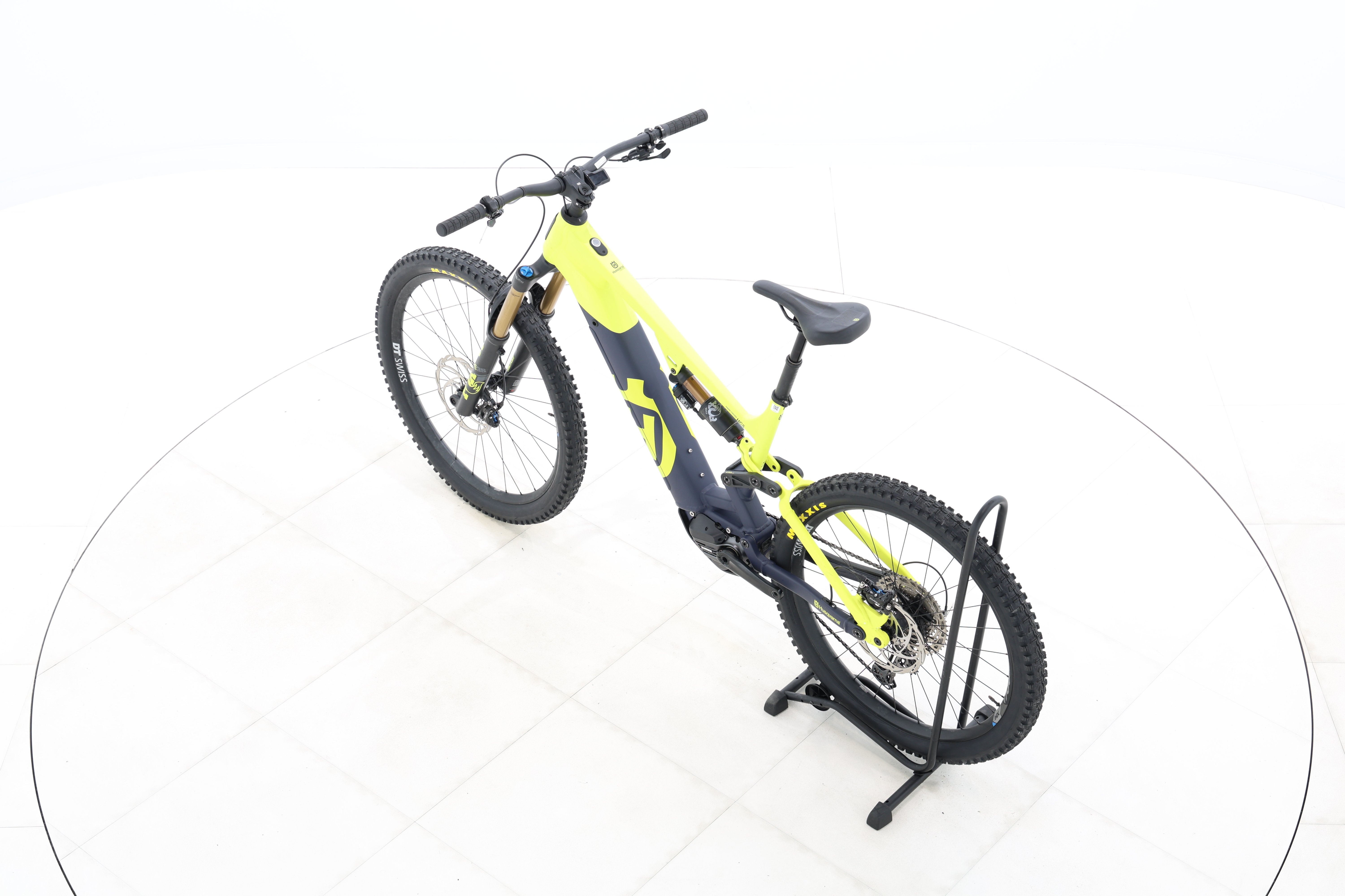 42ab27ca-3dd6-42a3-a3ec-acea49f19c1c