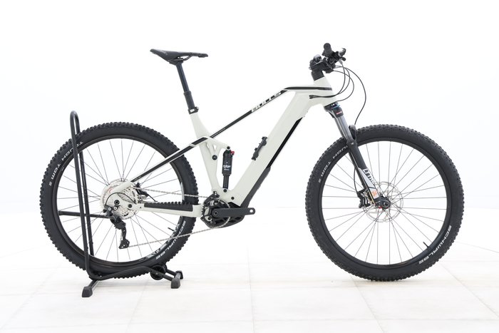 Bulls SONIC EVO TR 1 750 2023