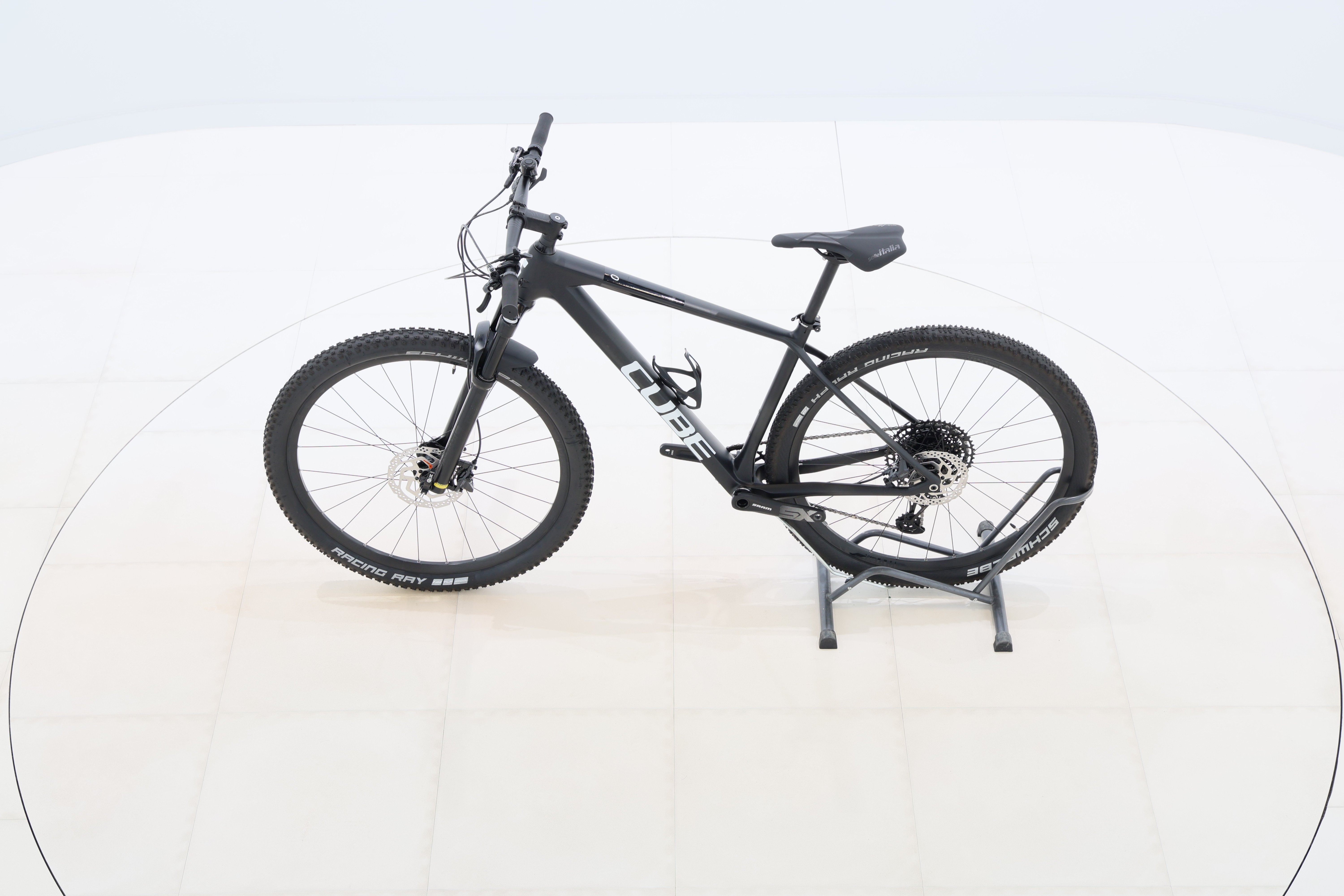 dbe4ad13-d175-4775-8563-15ea3921ced9