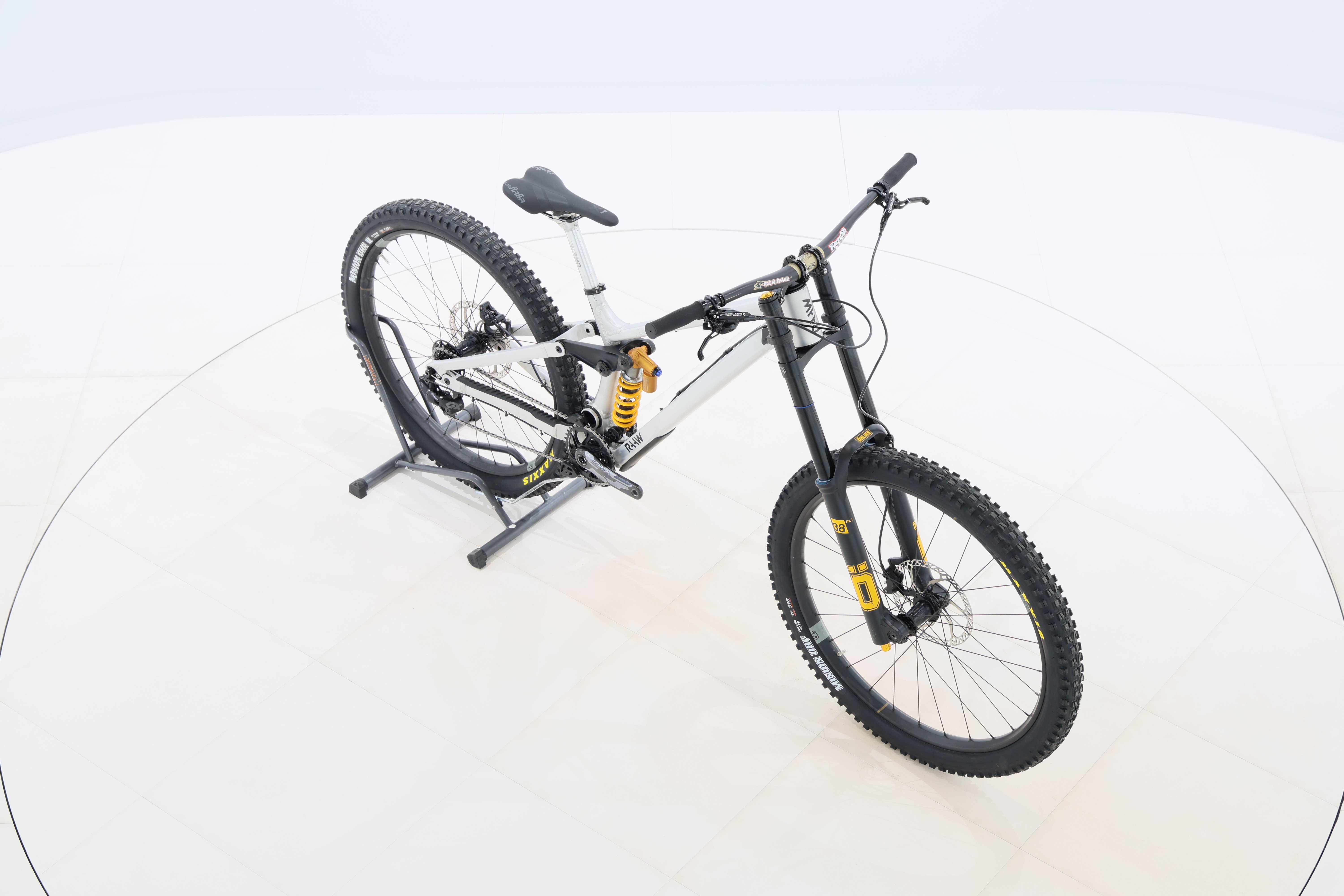 0e1e666e-5414-4926-b85d-8d81e0bfa6bb