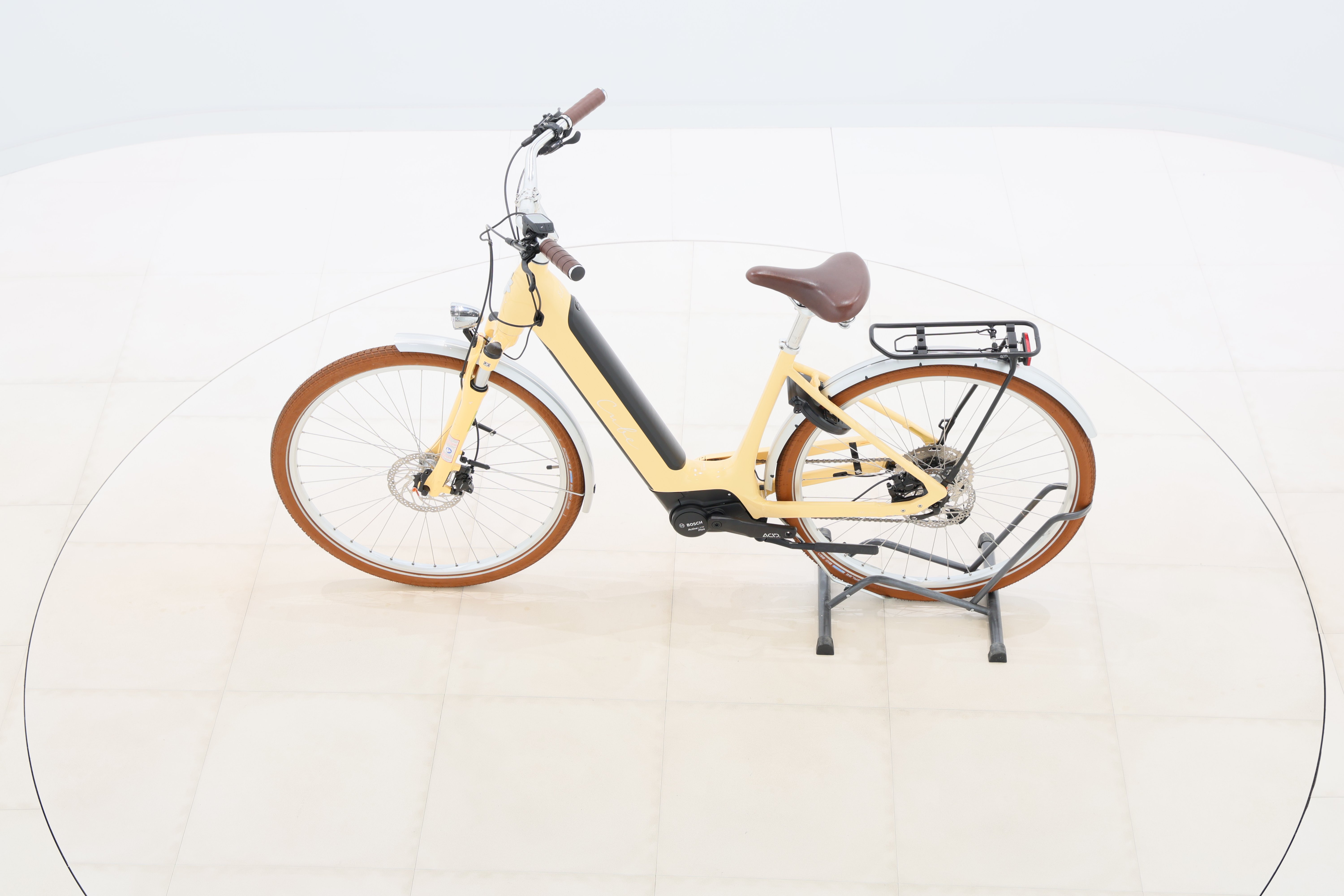 e8d93eb3-3ccd-4c28-bc13-4d4defee164e