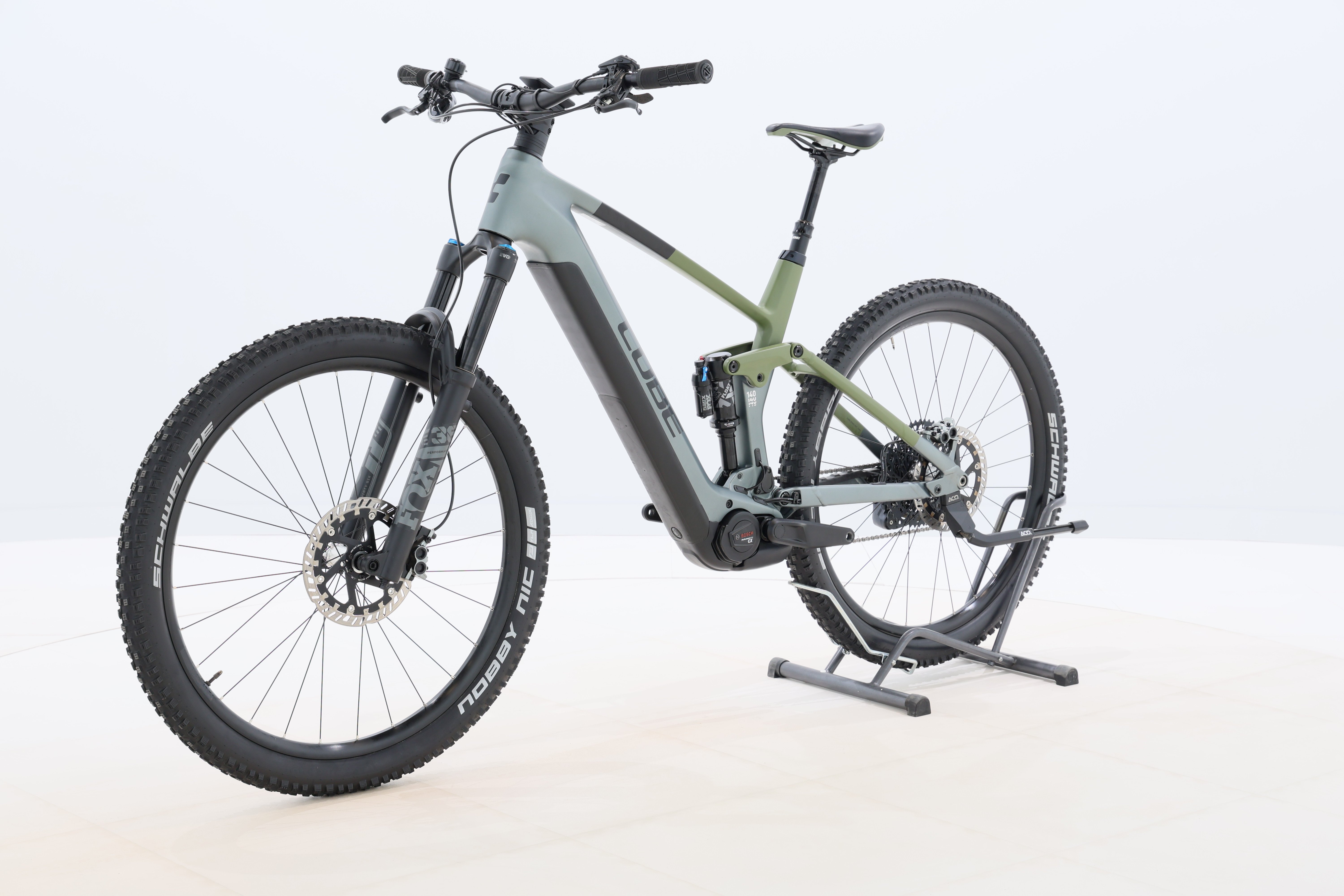 95966994-8b27-4f27-ab4b-658a181b466b