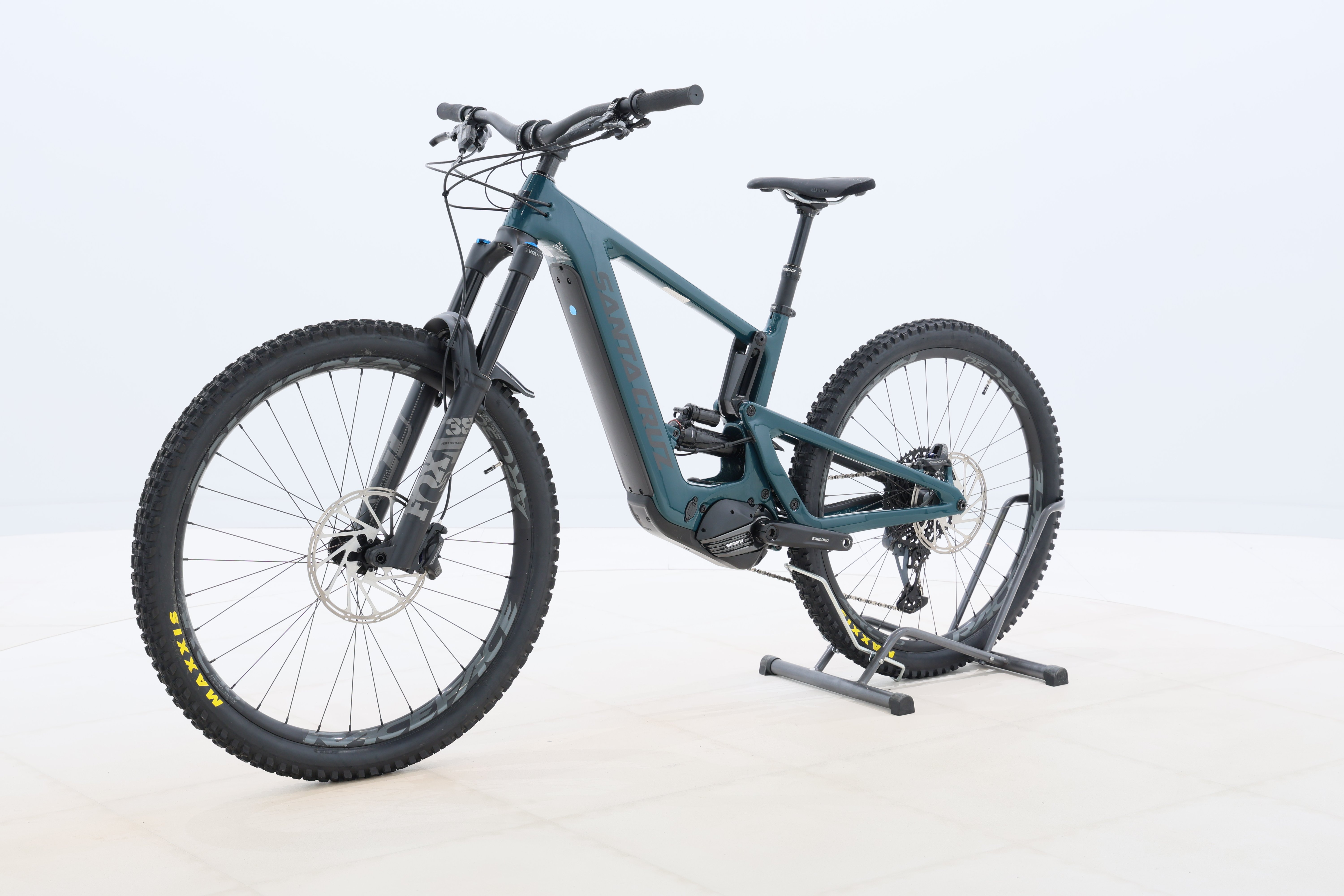 eb9f3fe0-0d44-4747-ada5-24768945b494