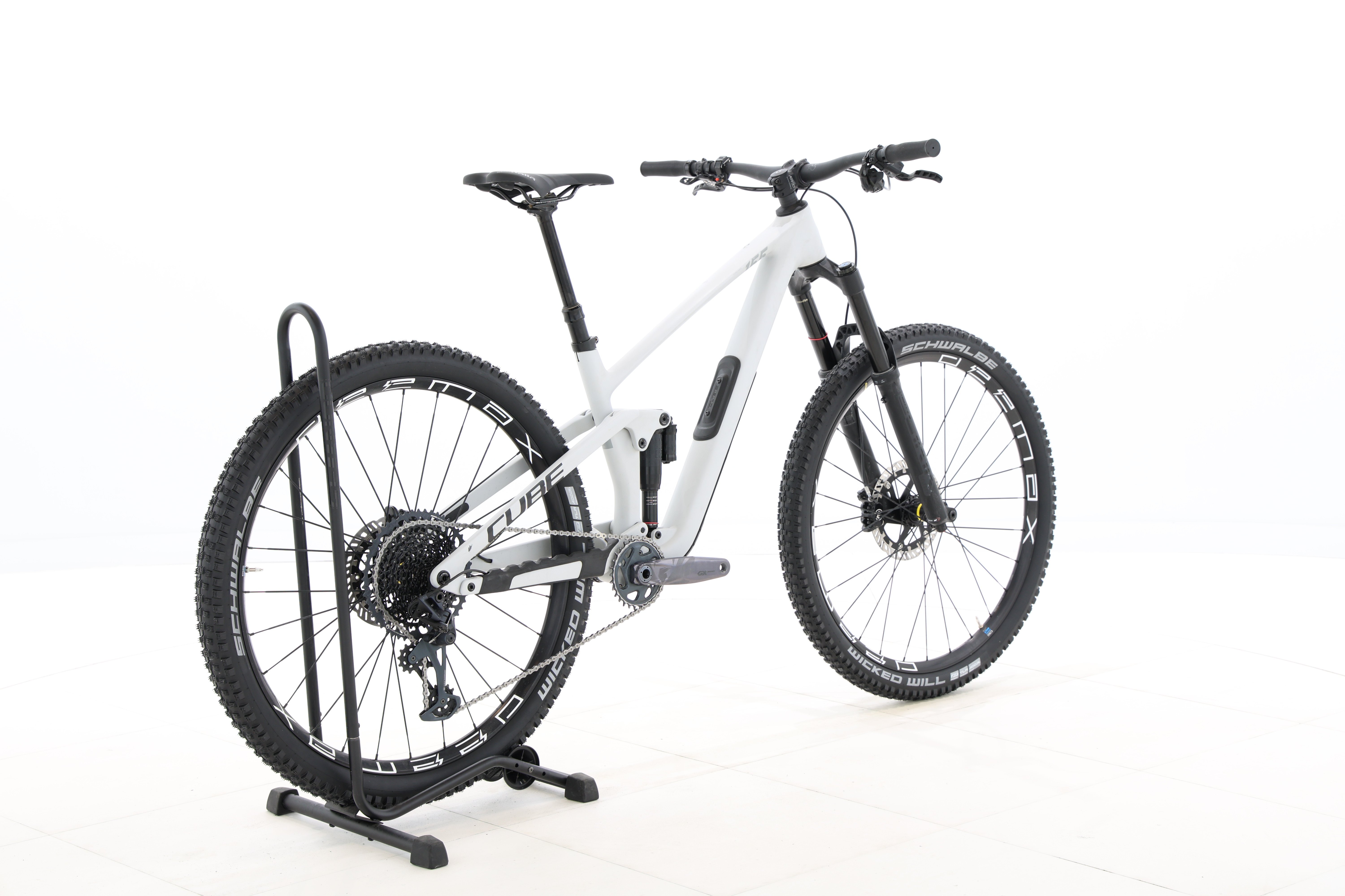 01e8eb31-a2a7-4c18-b421-8070cbb4e4b4