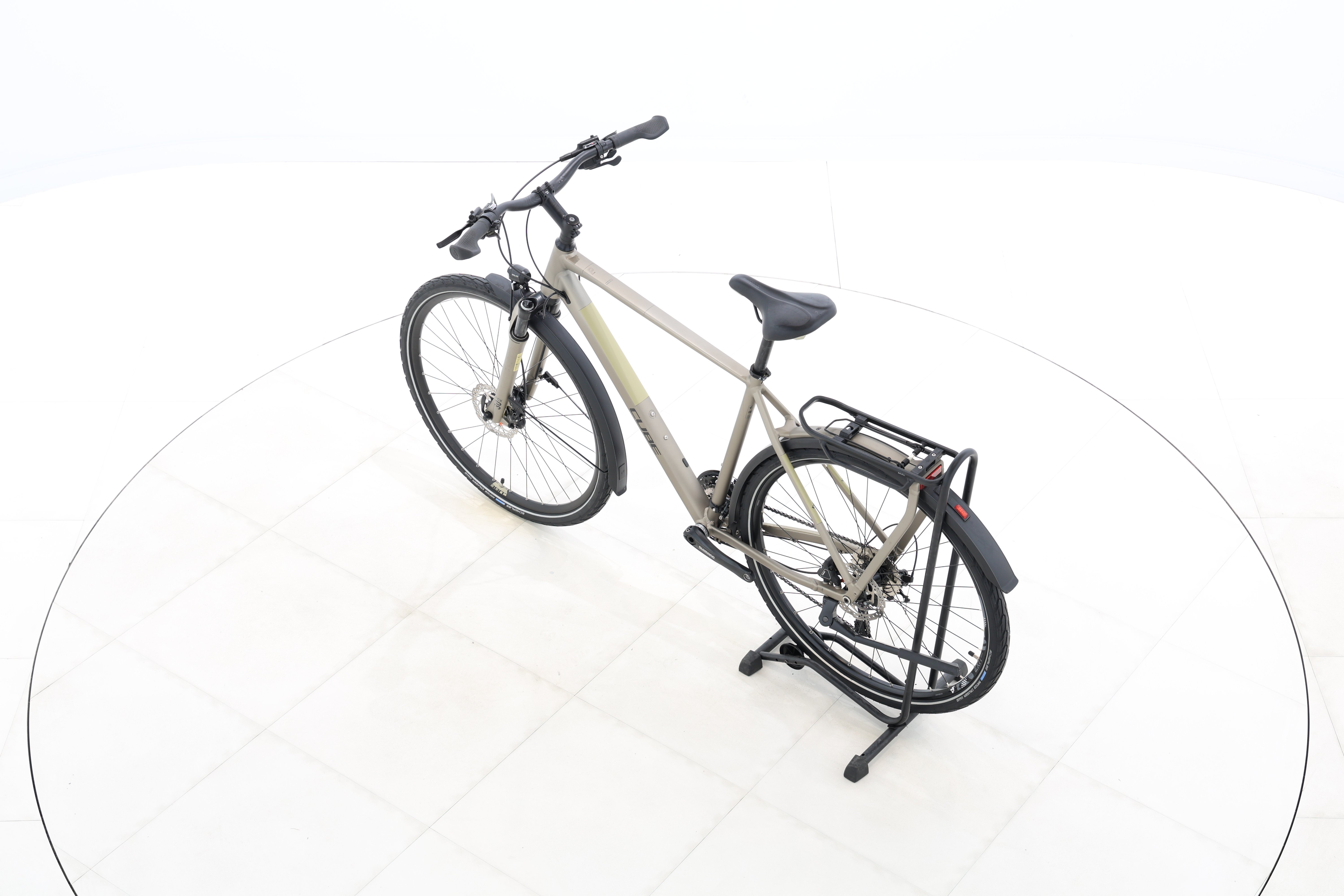 a98d6784-102a-48af-91e1-17c07517eb9d