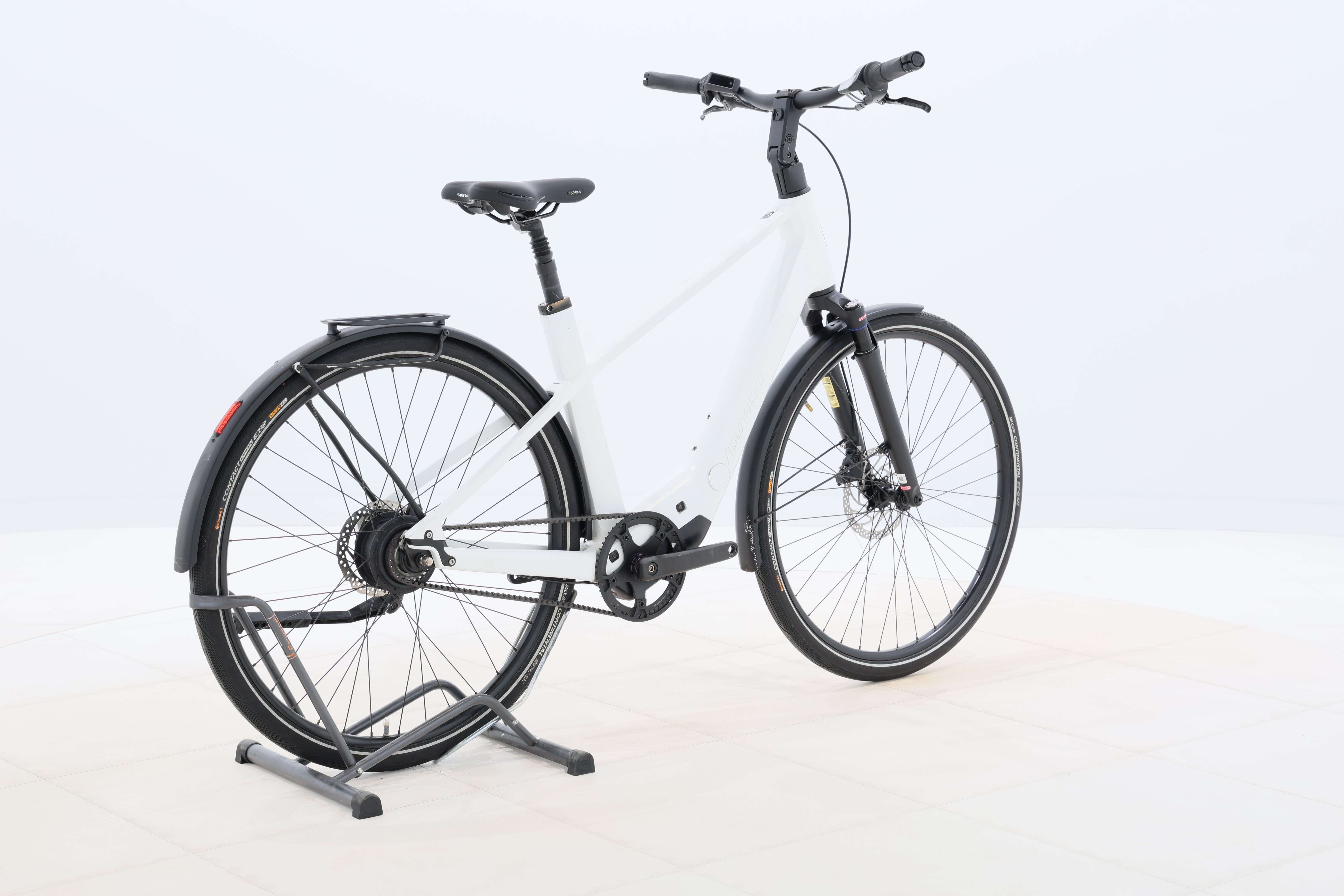 6cce01aa-f66c-4011-8da7-9303ccb73861