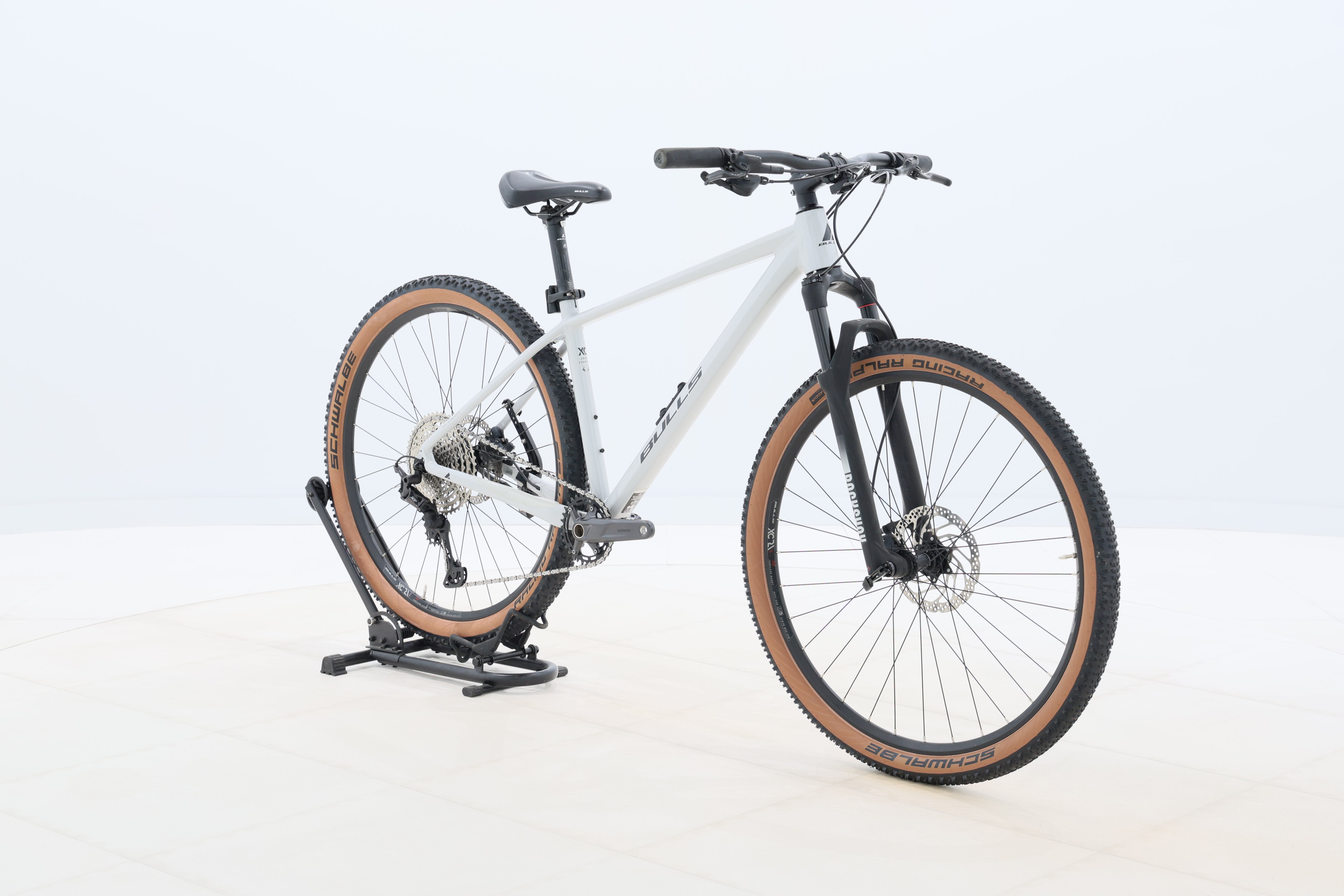 ee221f71-7509-406a-bf56-49c3e42e144c