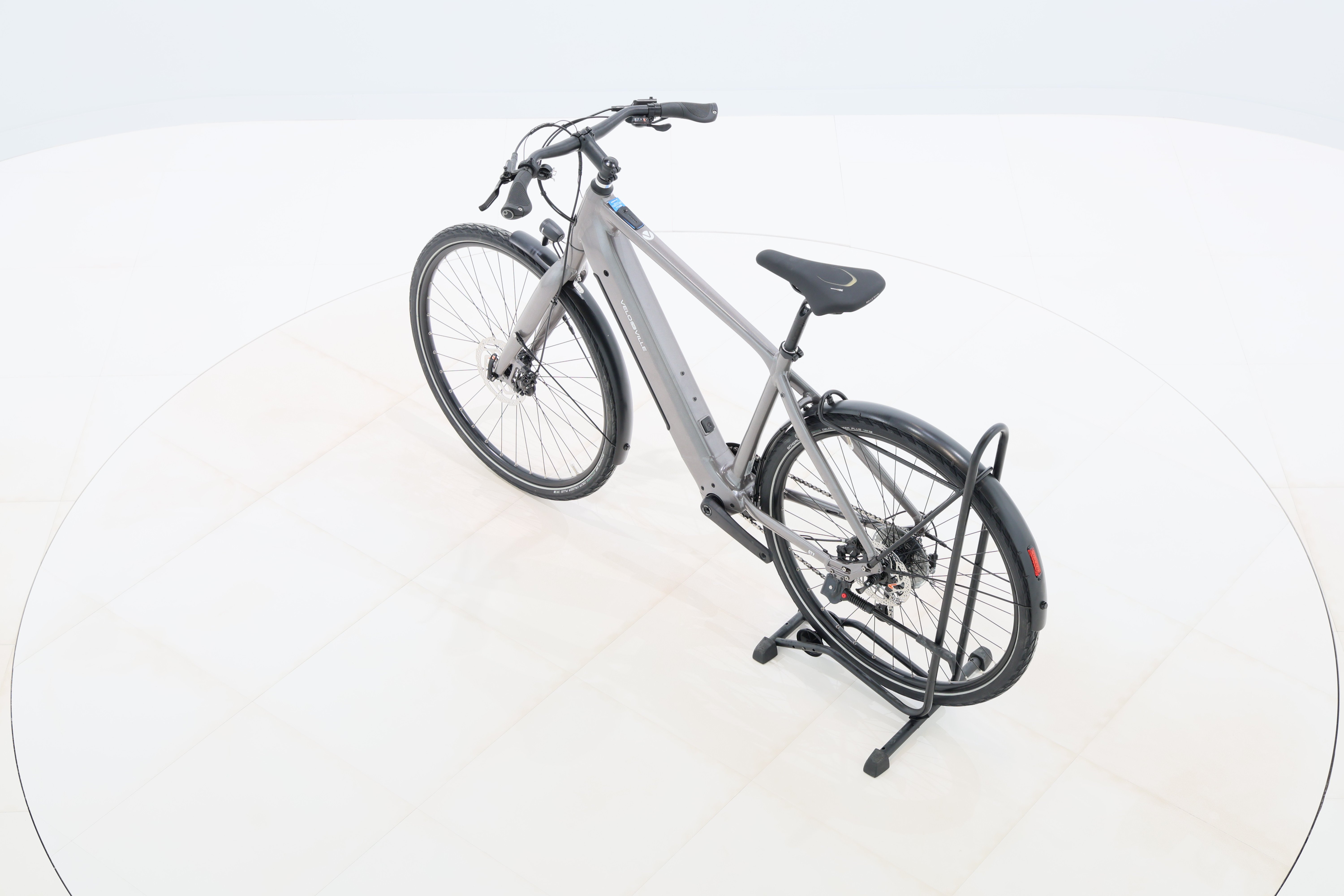 e9b535c3-f6b2-422c-879c-10d649d2078d