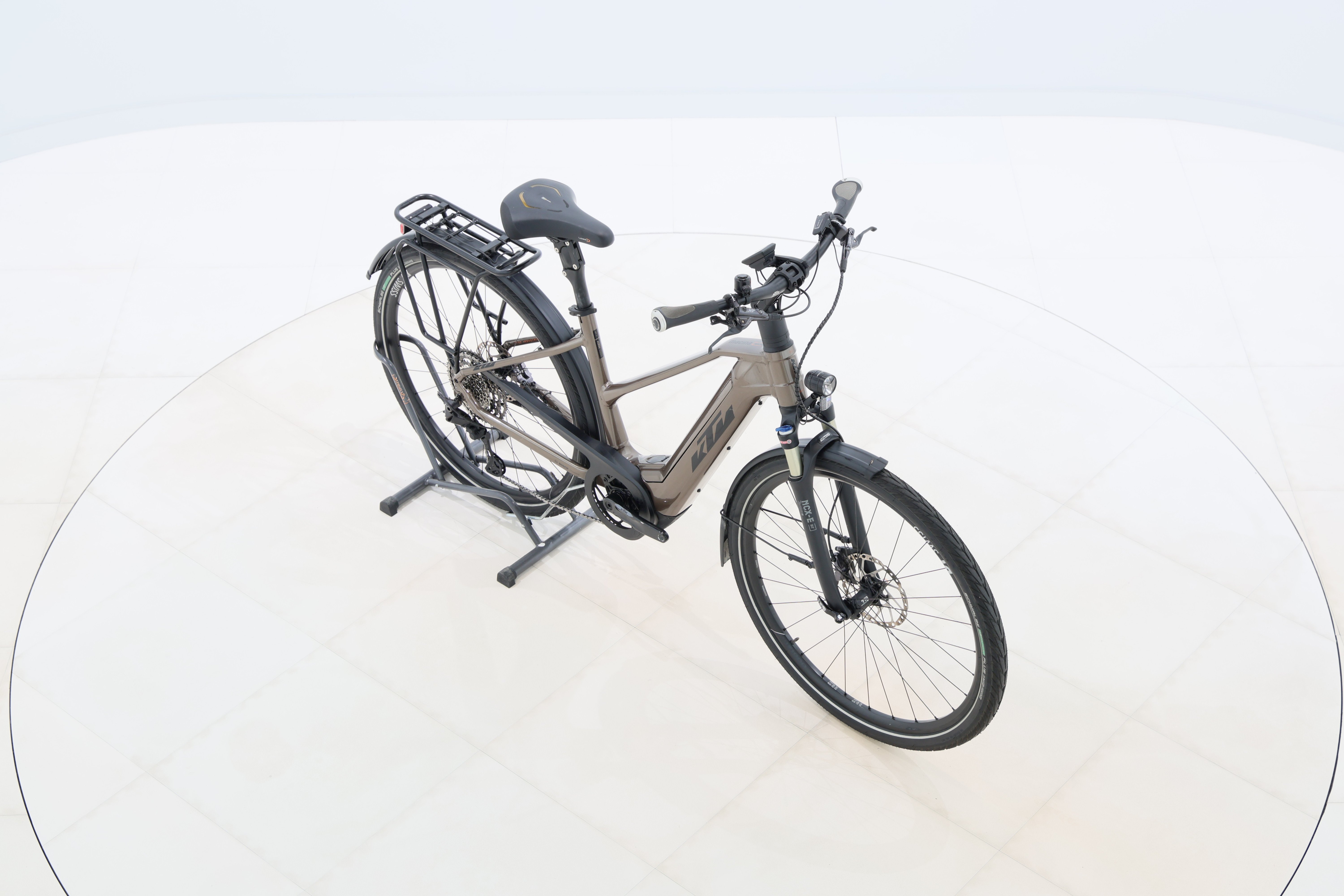 db26fc49-c9c2-4982-b5a8-32052161ebb5