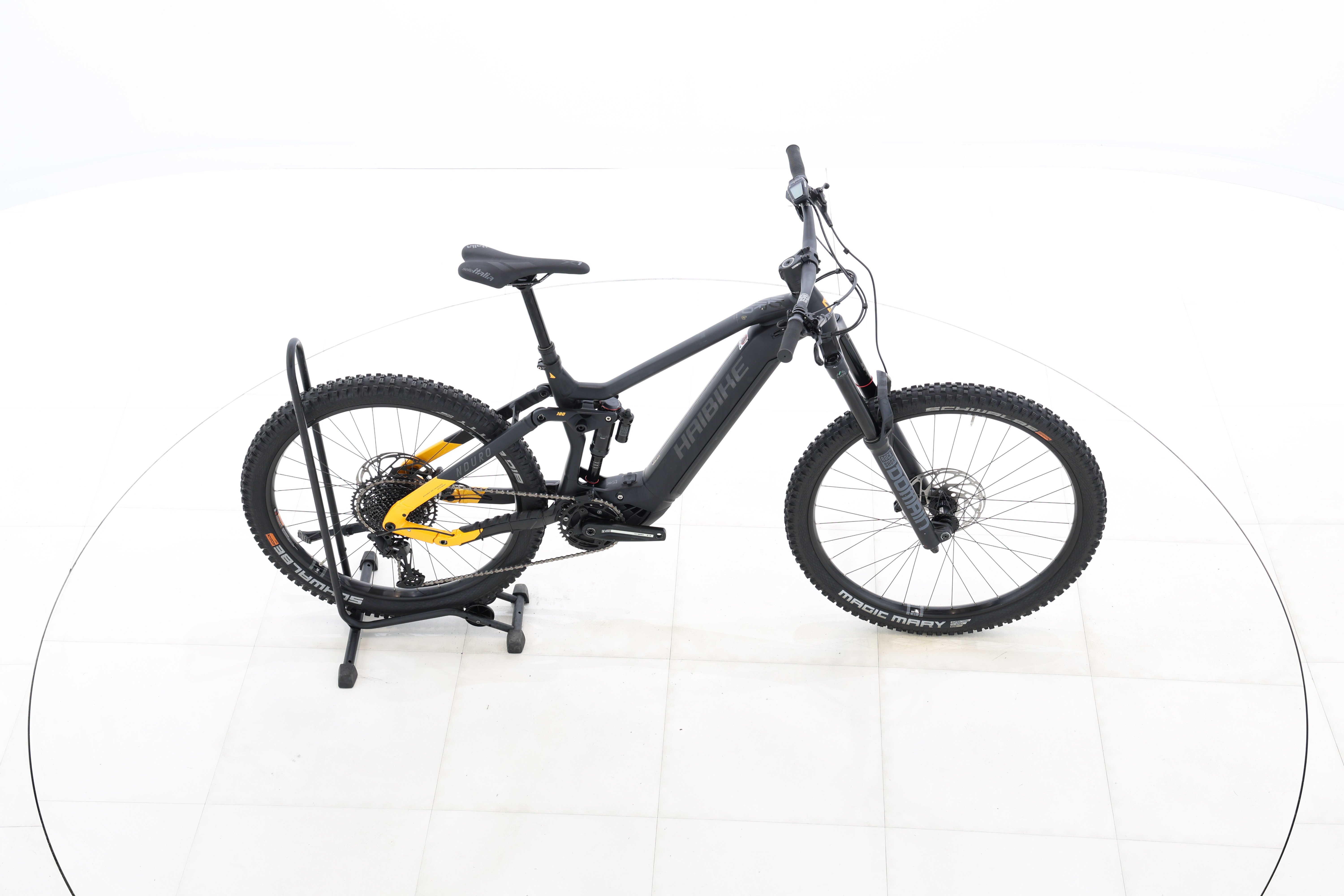 28ca3253-f49c-40c0-b93d-28f7291cf3b7