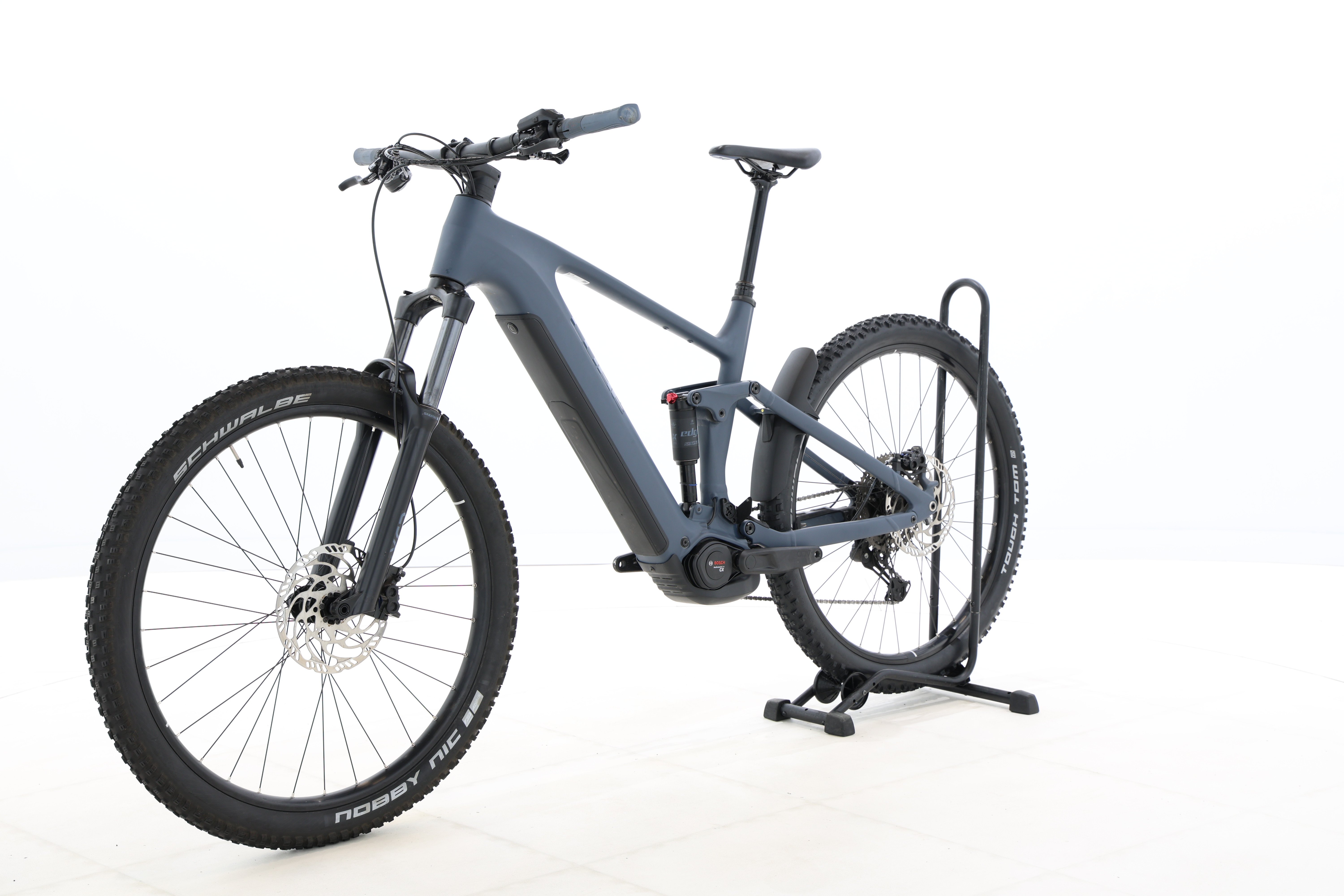 ff325791-44f8-4ba1-8e66-9cac7fa0d484