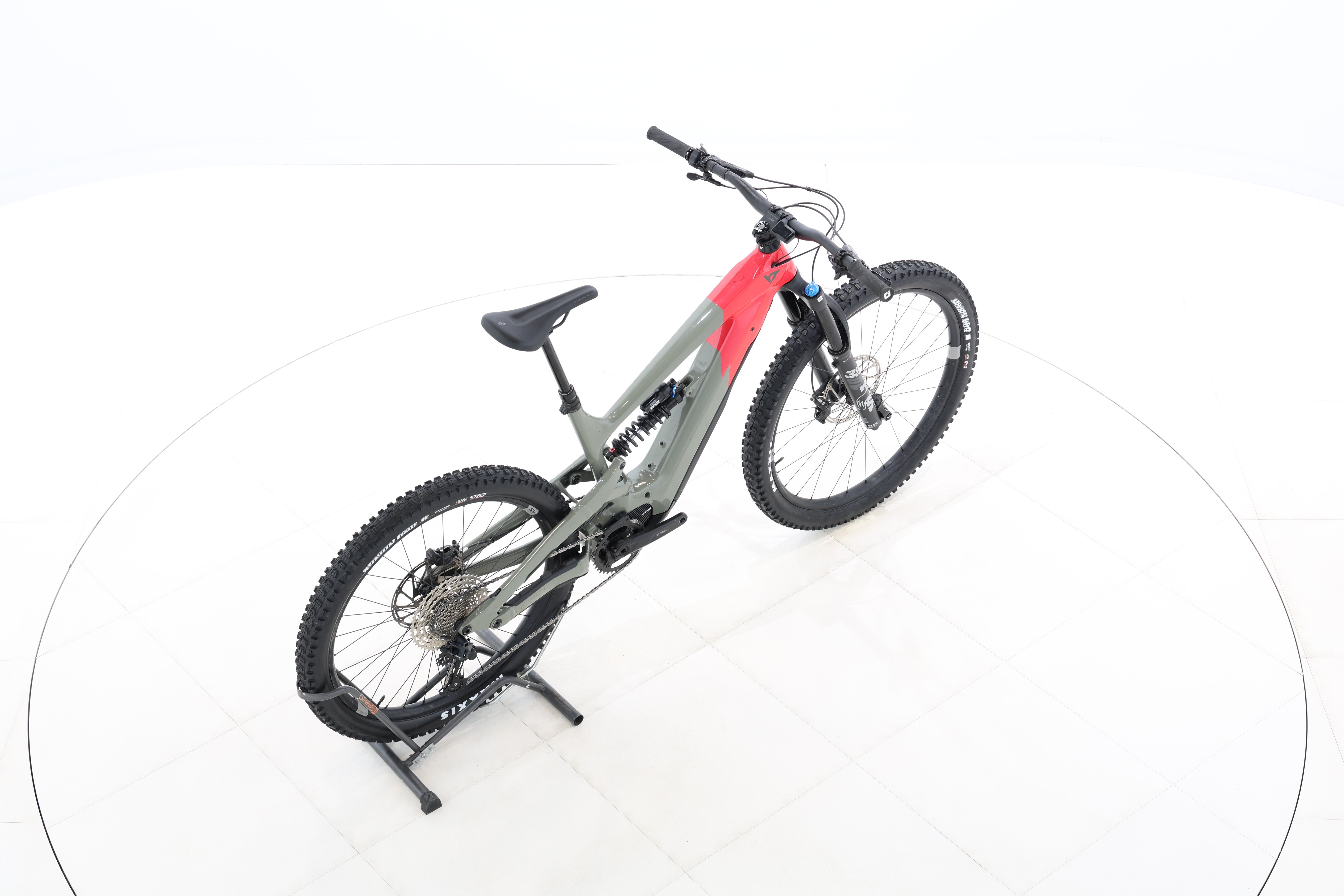 bf13ab31-c16f-4dcc-8255-9d4dd056bd4a