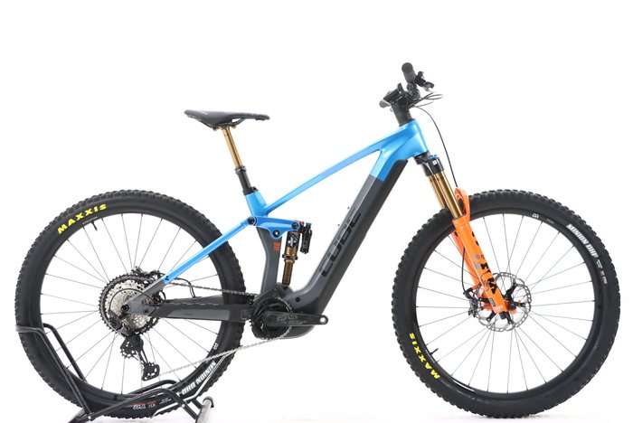Cube STEREO HYBRID 140 HPC ACTIONTEAM 750 2023