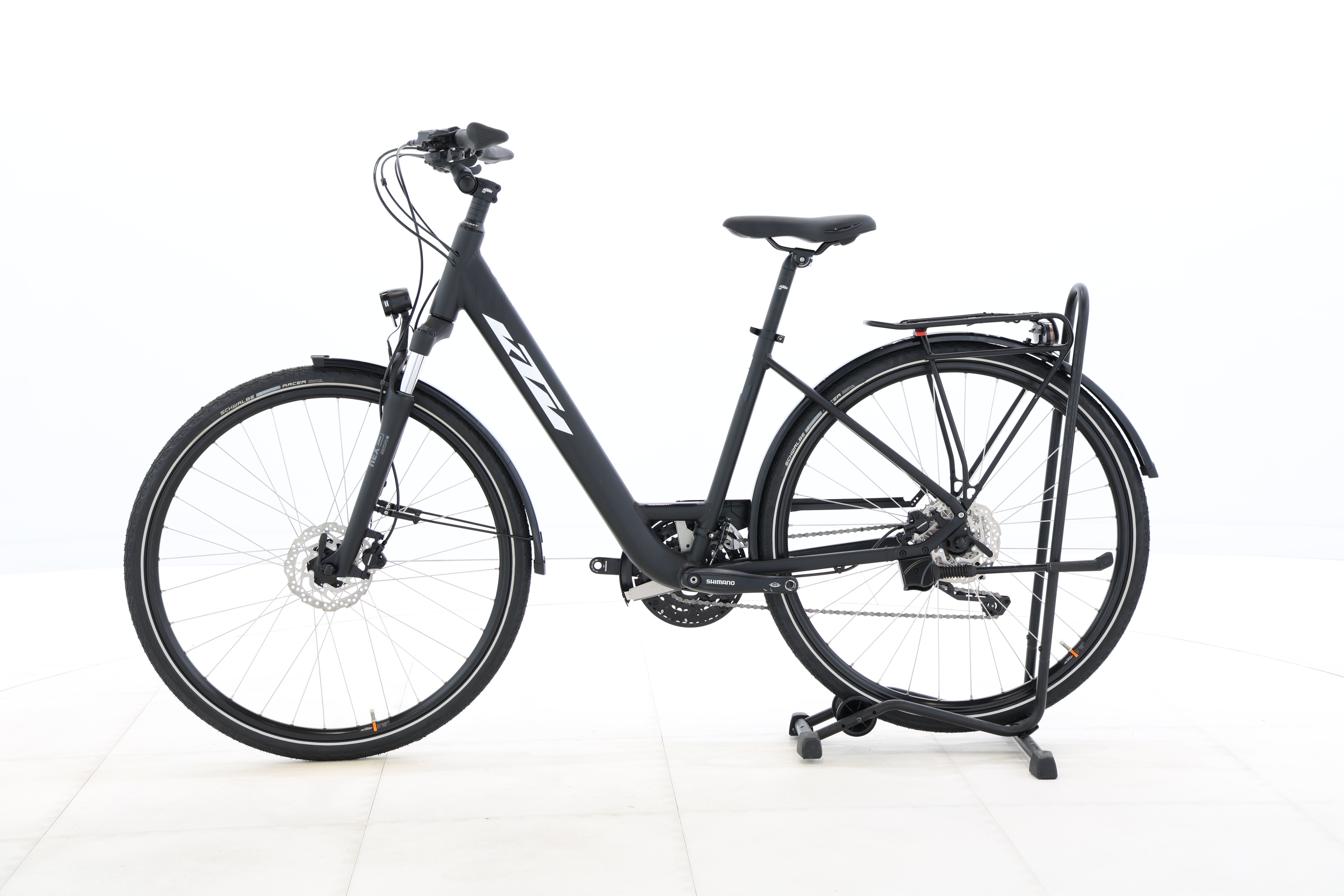 c4fa6f3a-e627-481e-af3f-810f71e56ca2