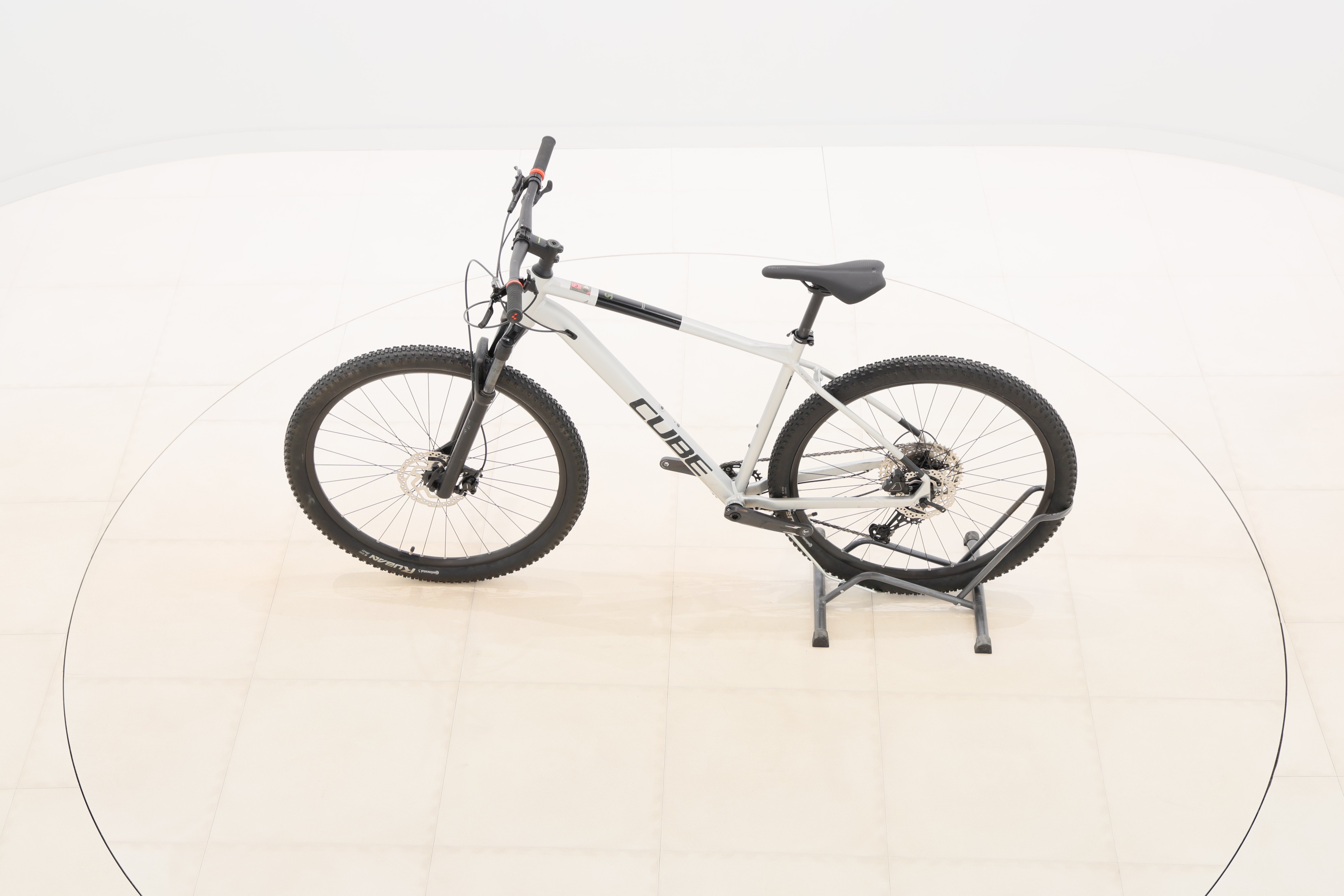 dcf07bd2-d81a-4dc3-9ab1-8508f4bbd153