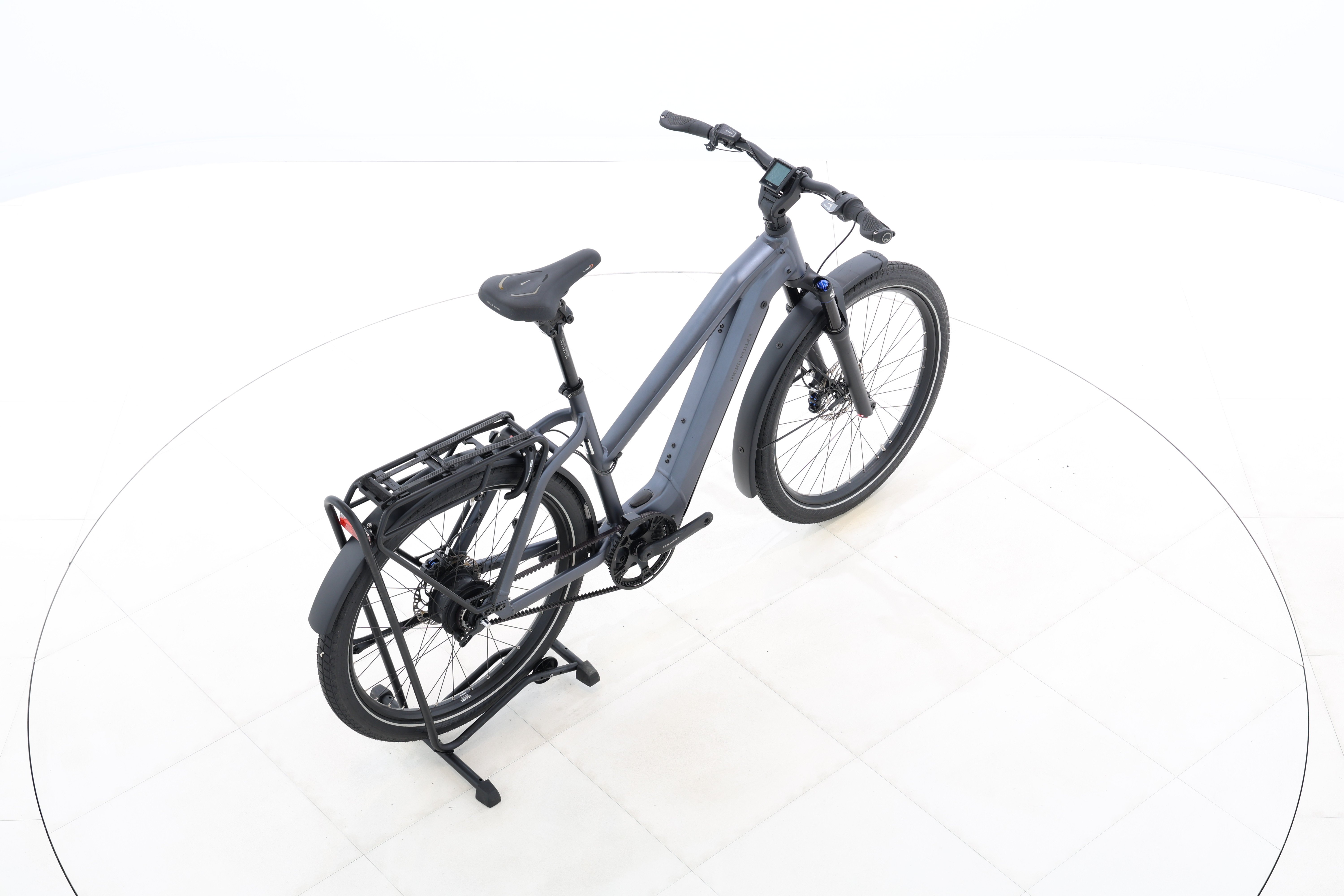 4d39c795-b96d-4eef-8735-e2e86e913ea1