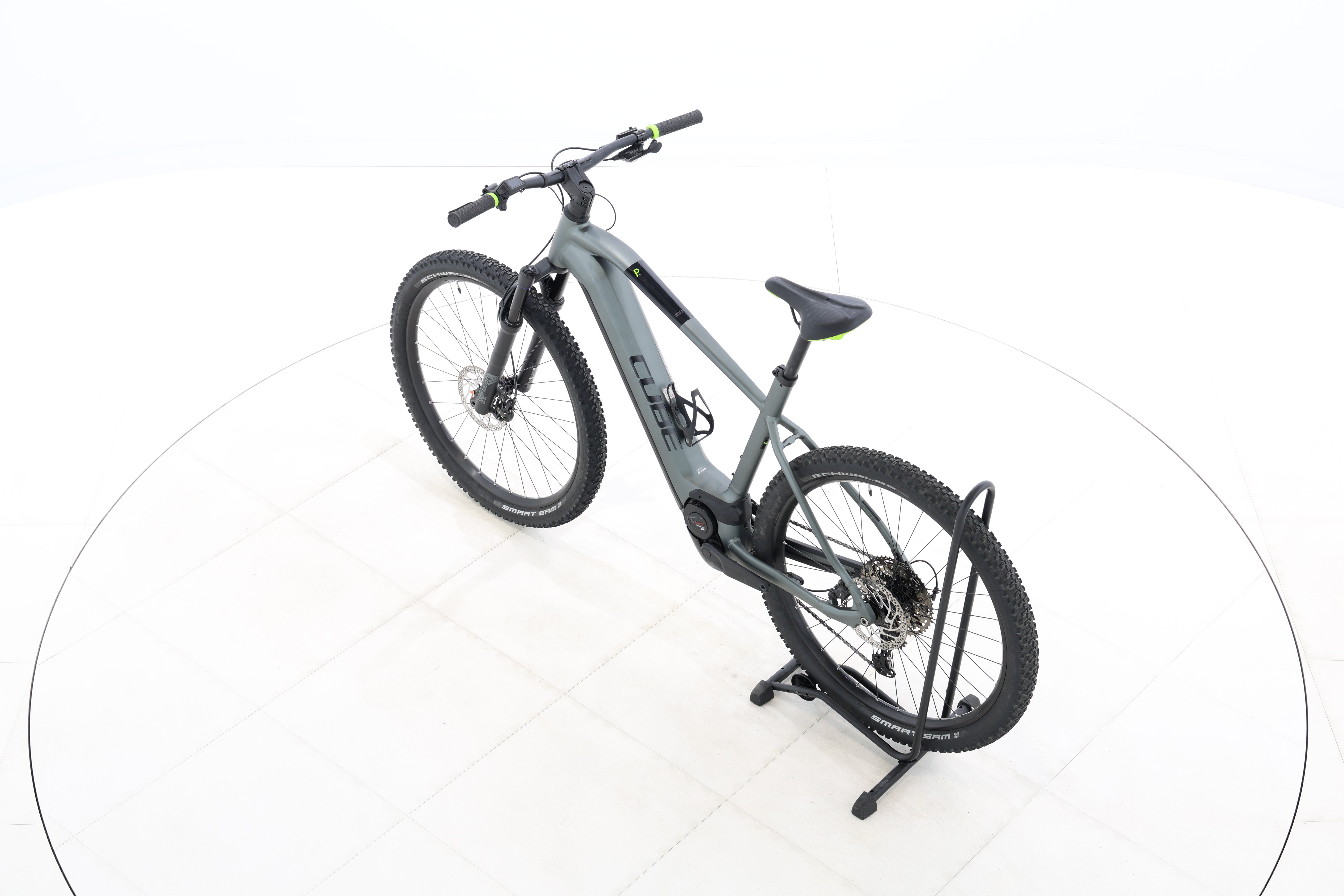 e54c5b00-7bf1-43a1-8cce-a941aa0281eb