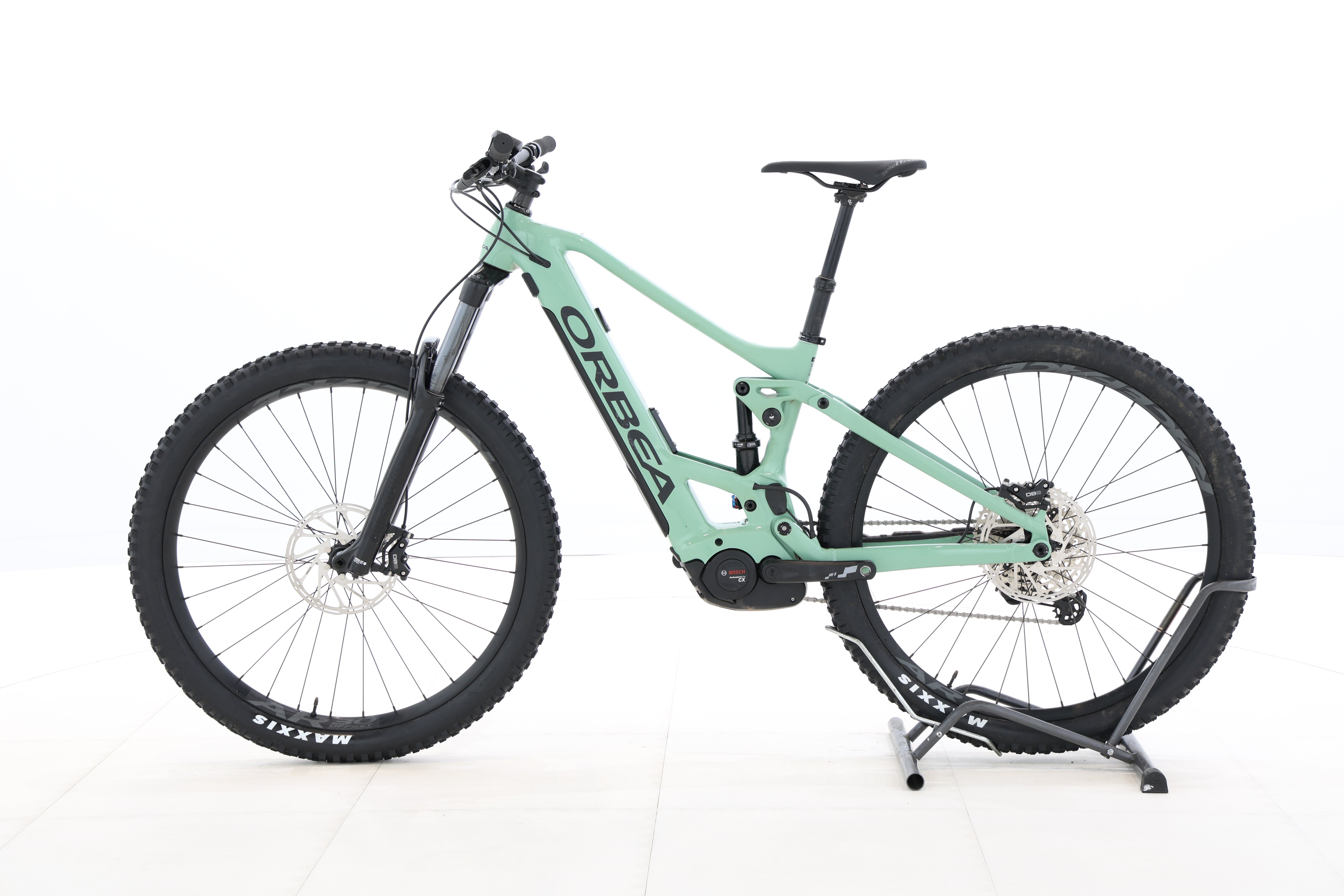 1d313d19-74be-4b40-a70e-3082ba096383