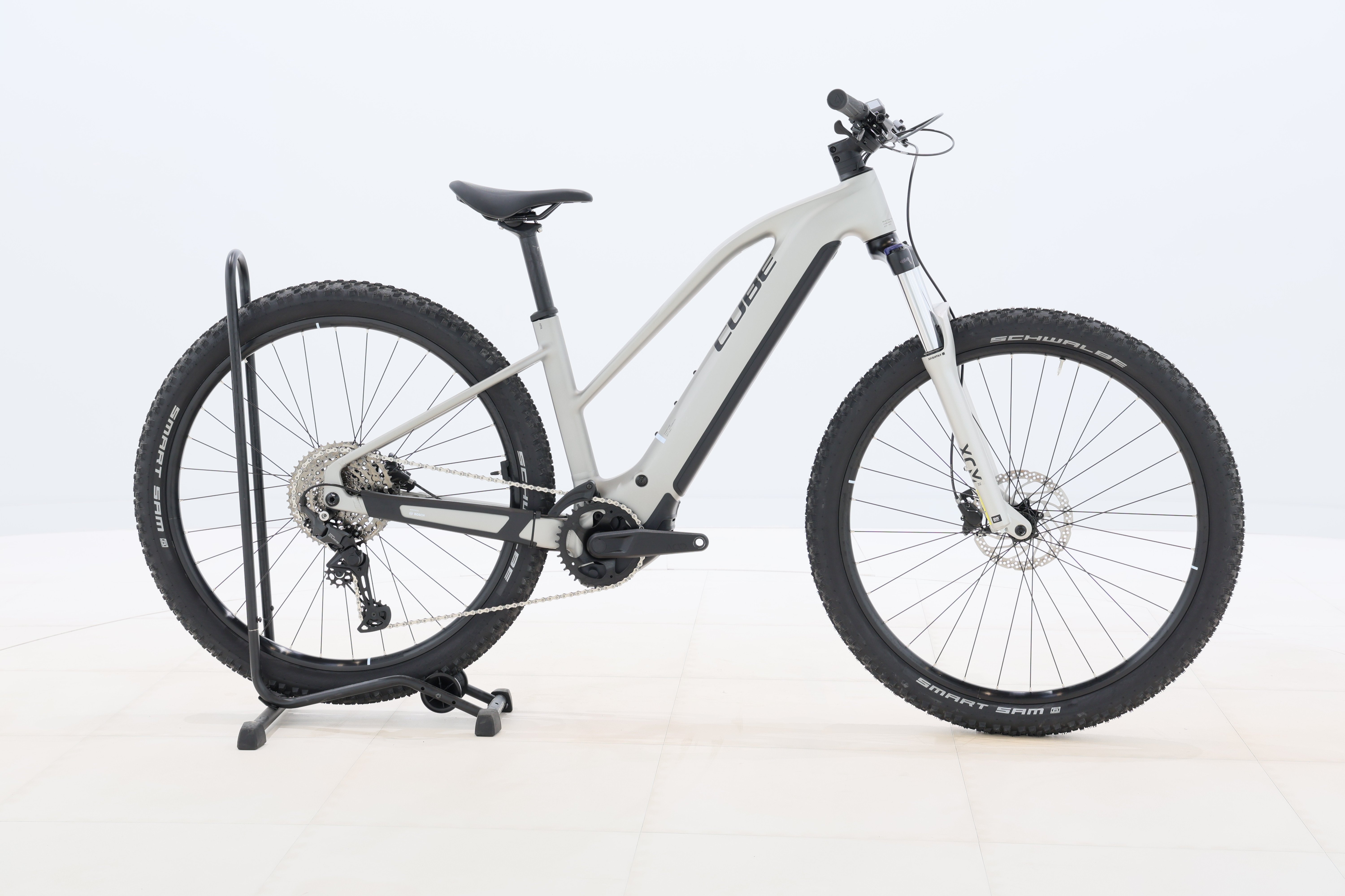 f6d932bc-4aeb-4127-8c68-c8234f84e66b