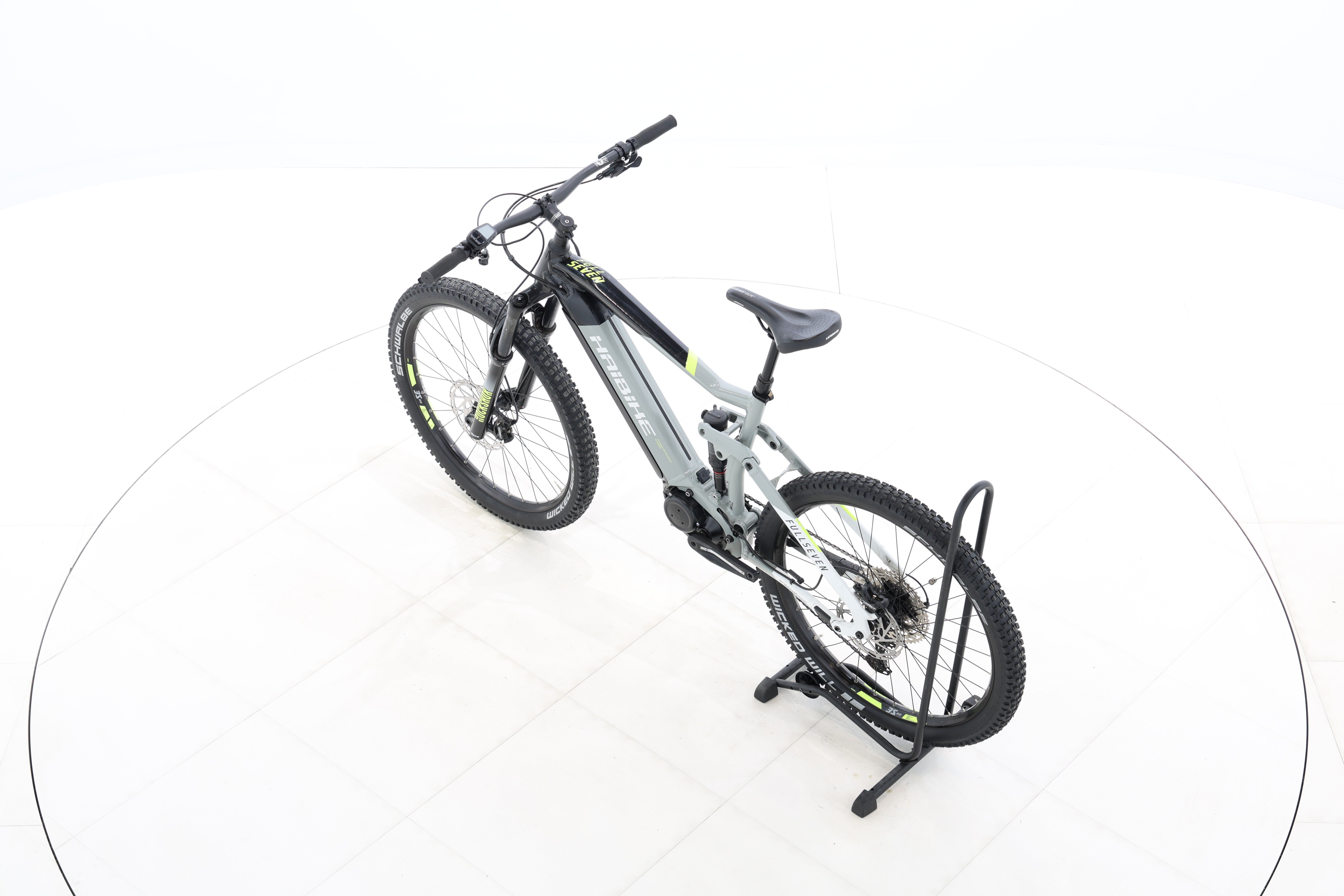 4ce3a4a6-0ab9-40de-8a76-c1470b53eb30