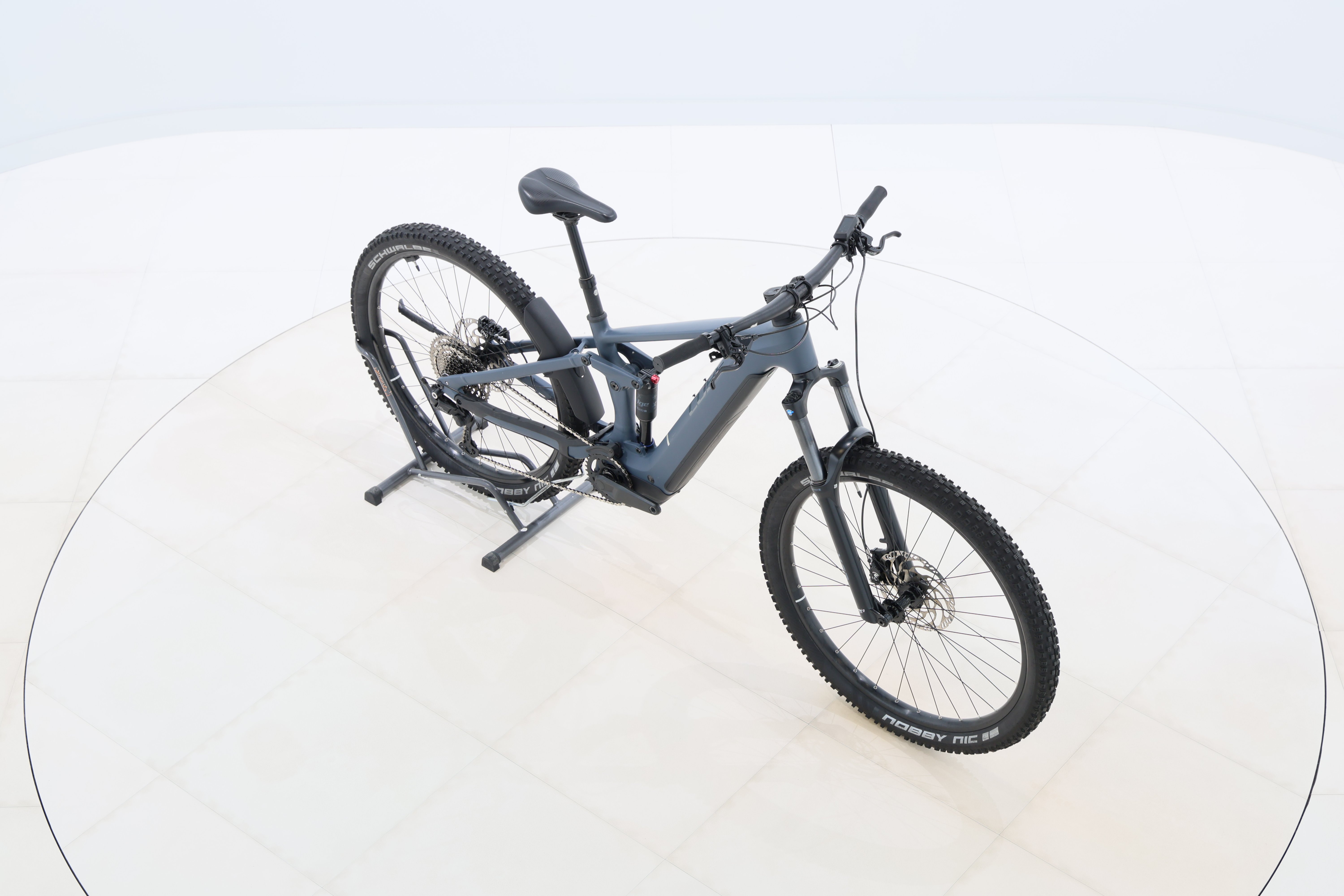 5d0fd32d-bc07-4b0a-bcbe-feb8b2c7511e