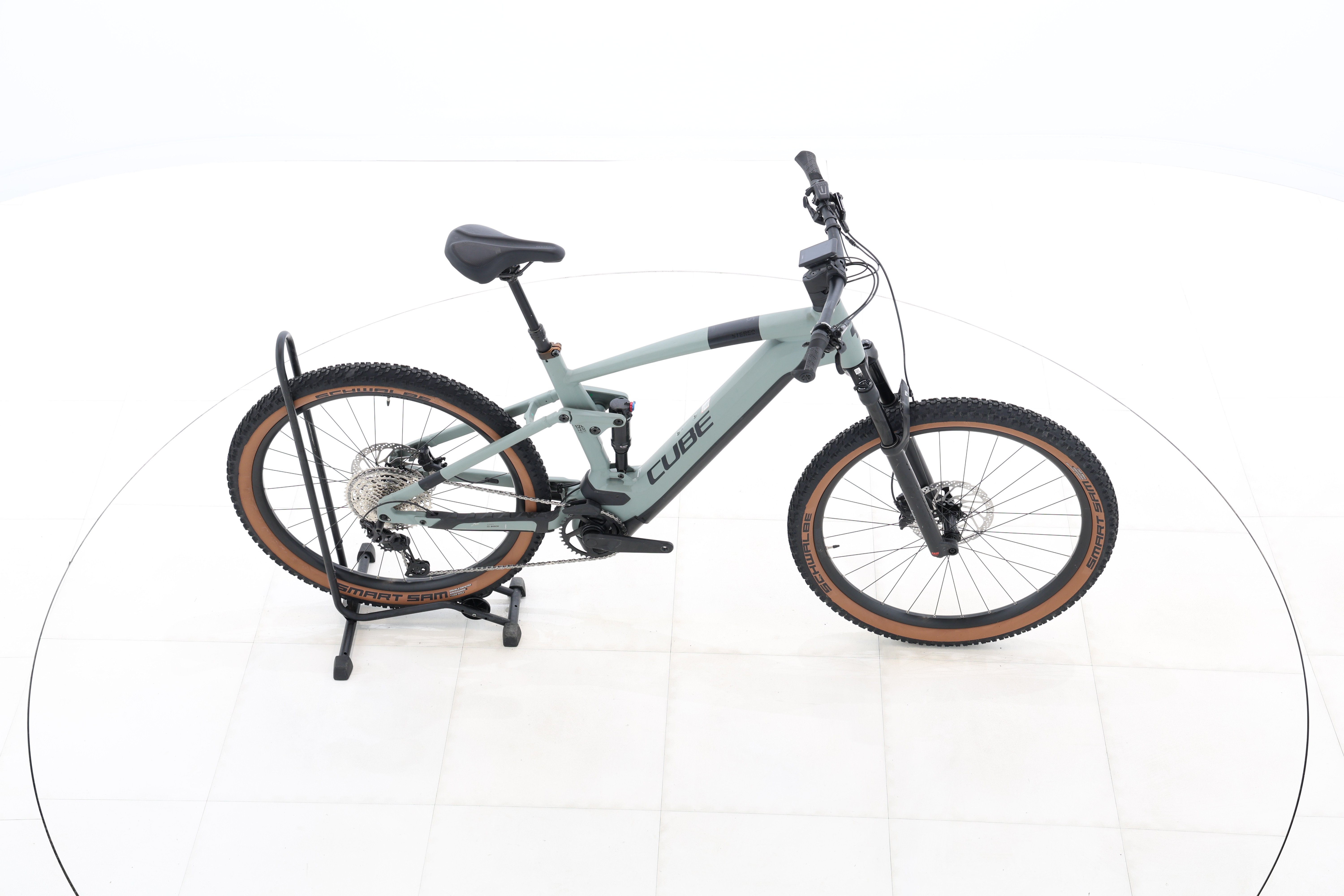 094e1546-f06c-442d-9c77-b5d094dccd91