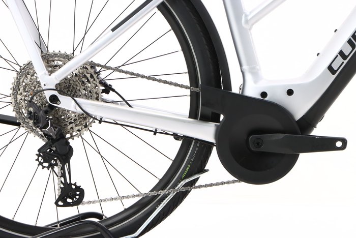 Cube KATHMANDU HYBRID SLX 750 2023