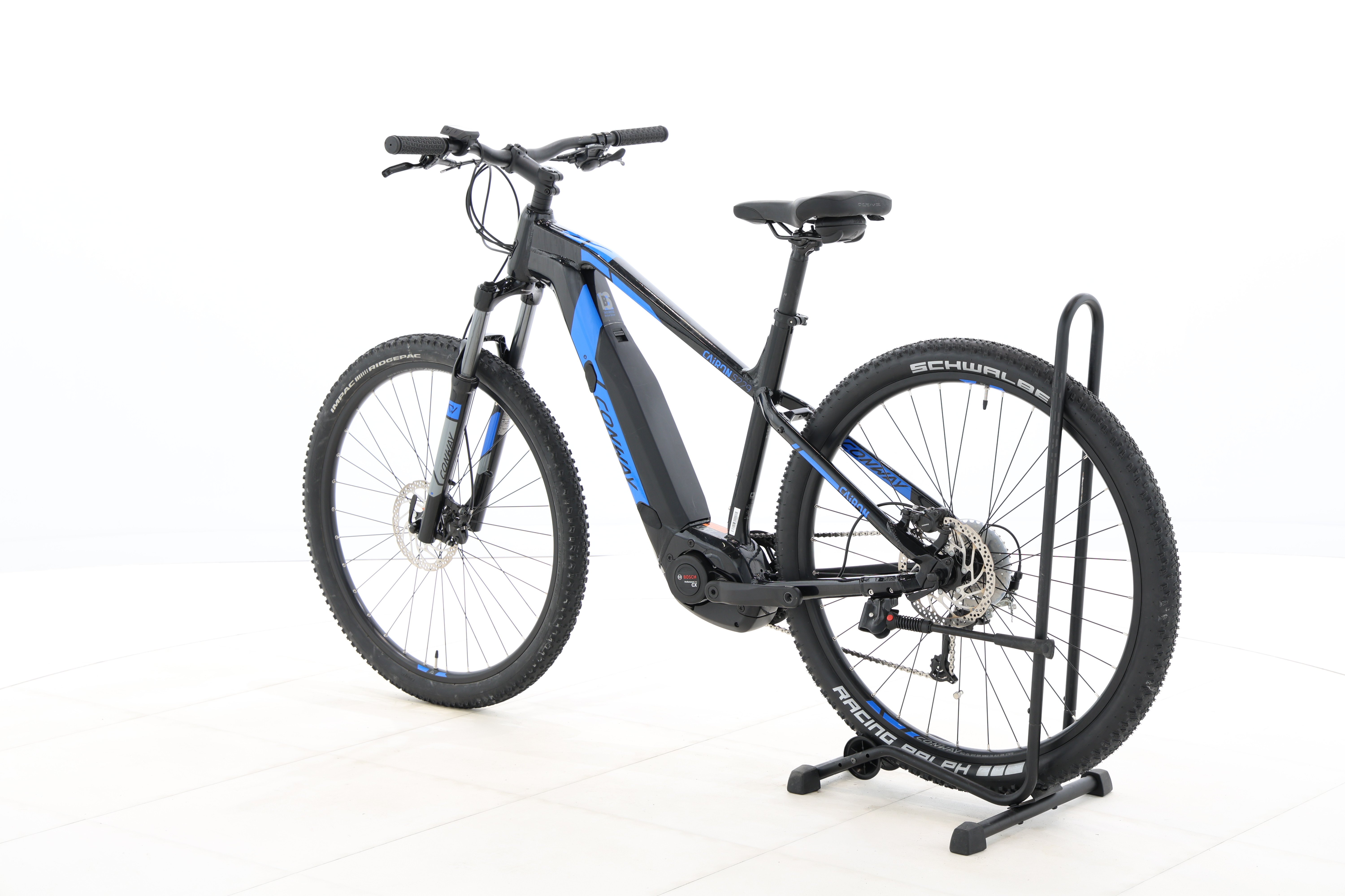 e03a9786-aa9f-46cf-8679-1d1365aebe23