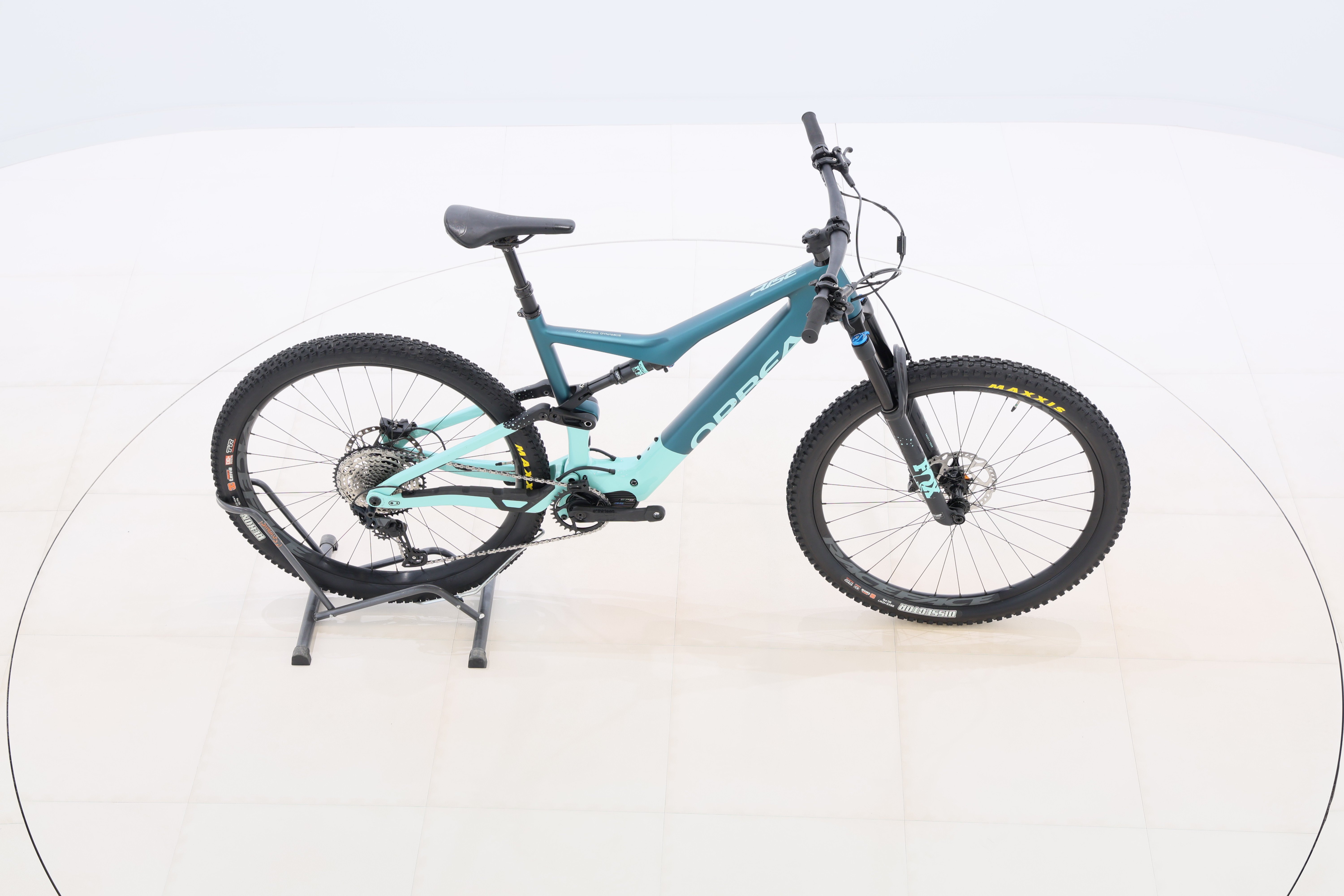 0def2021-f477-4ab7-a82b-b96a62472e42