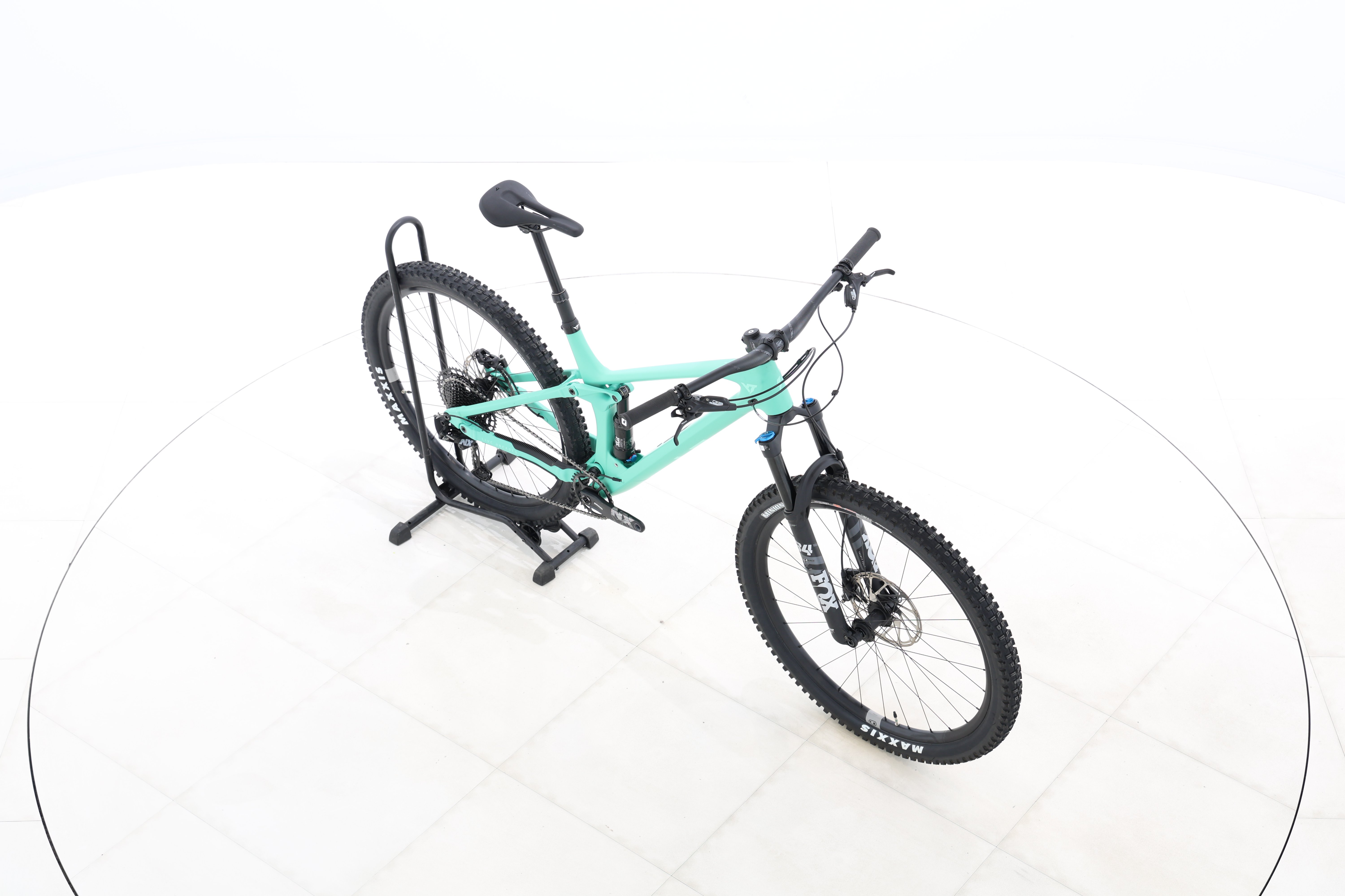 1e6301d4-6ca0-4de2-9e79-49a537d9e1d8