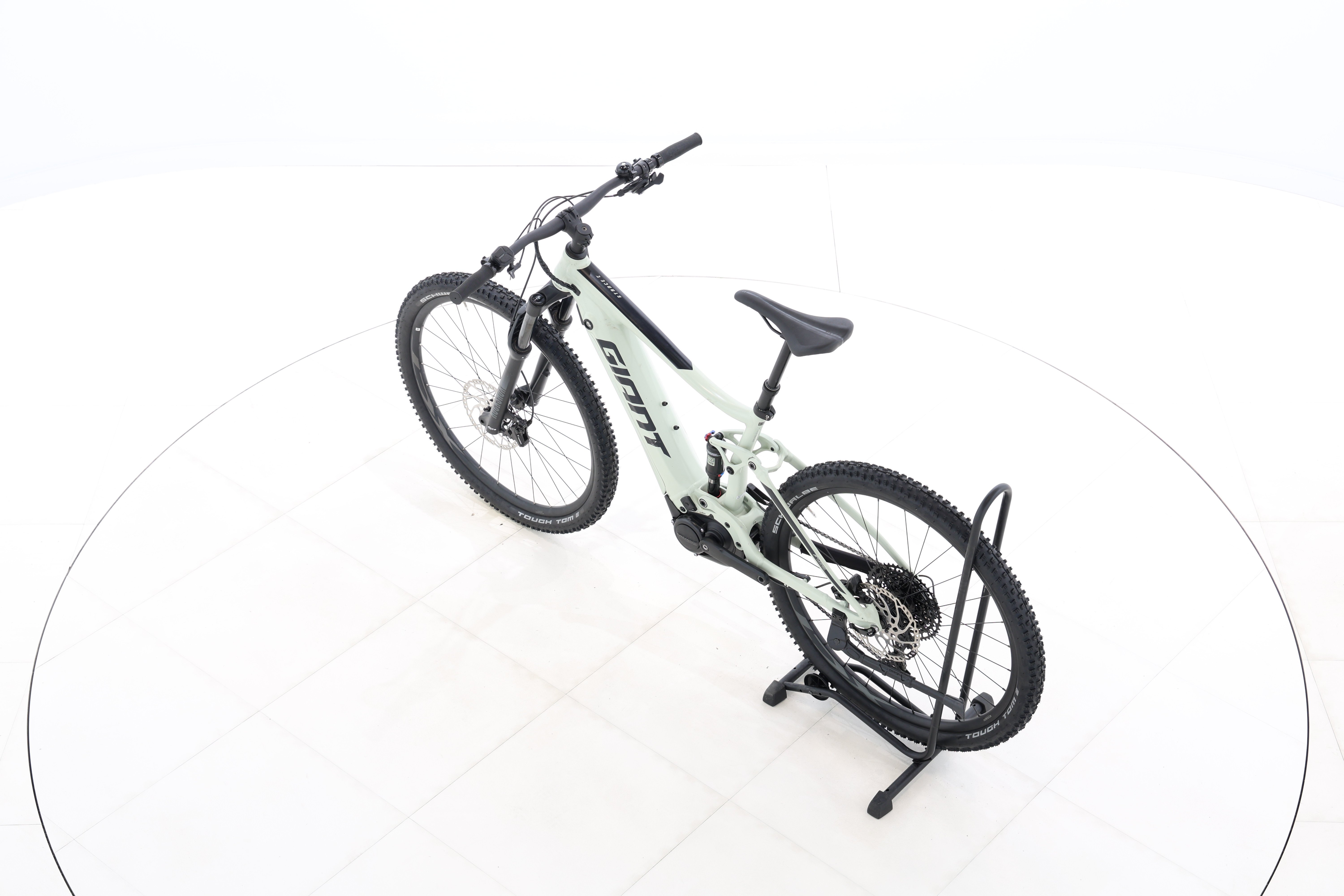 dfe53e5d-d27a-4af6-959c-8cf7dabbb8d8