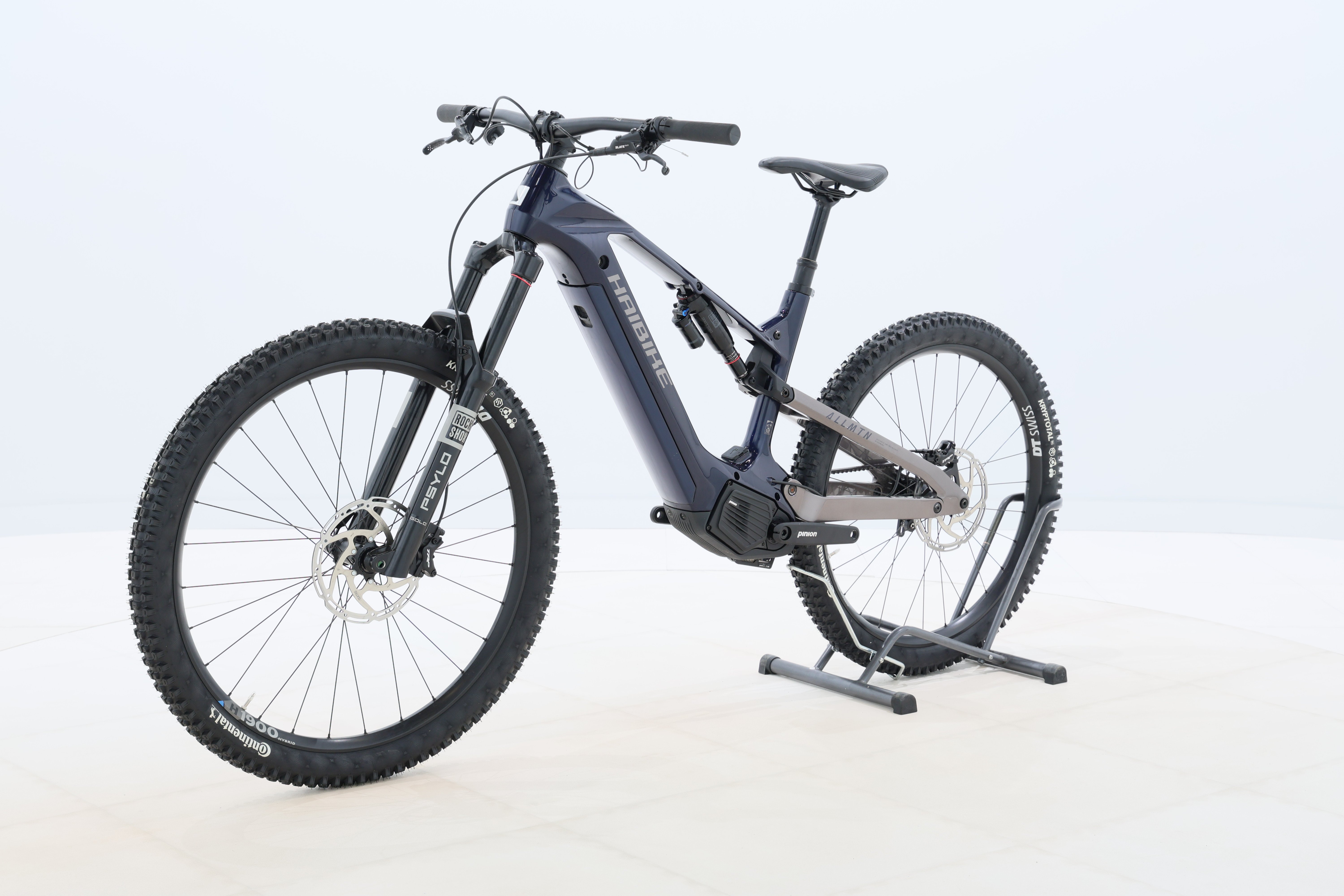 2e22a39a-bf32-480b-9197-c9cd73e1522f