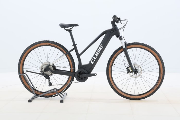 Cube REACTION HYBRID ONE 625 2022