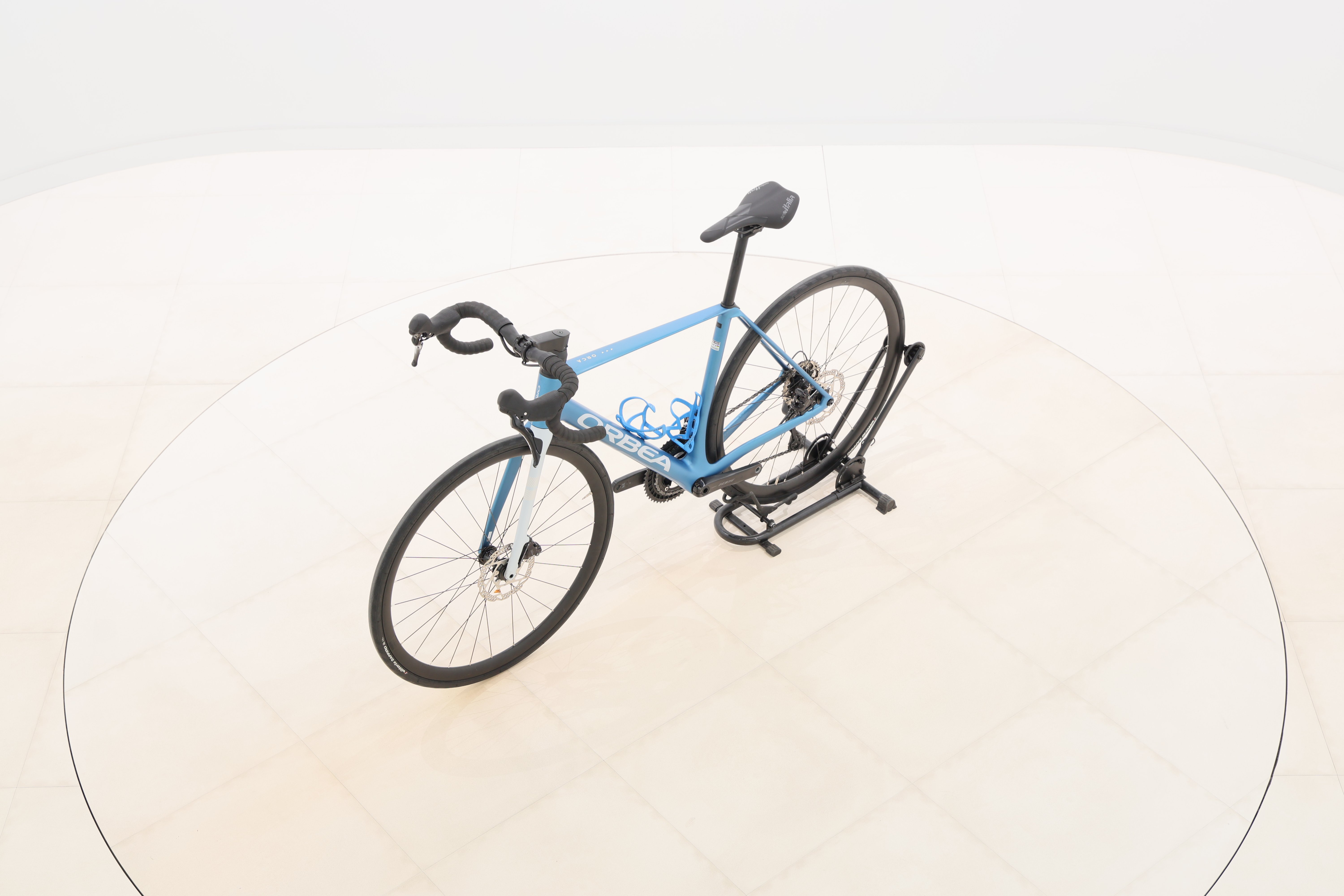 f1128d9b-46d7-4628-b00f-72834f814aa5