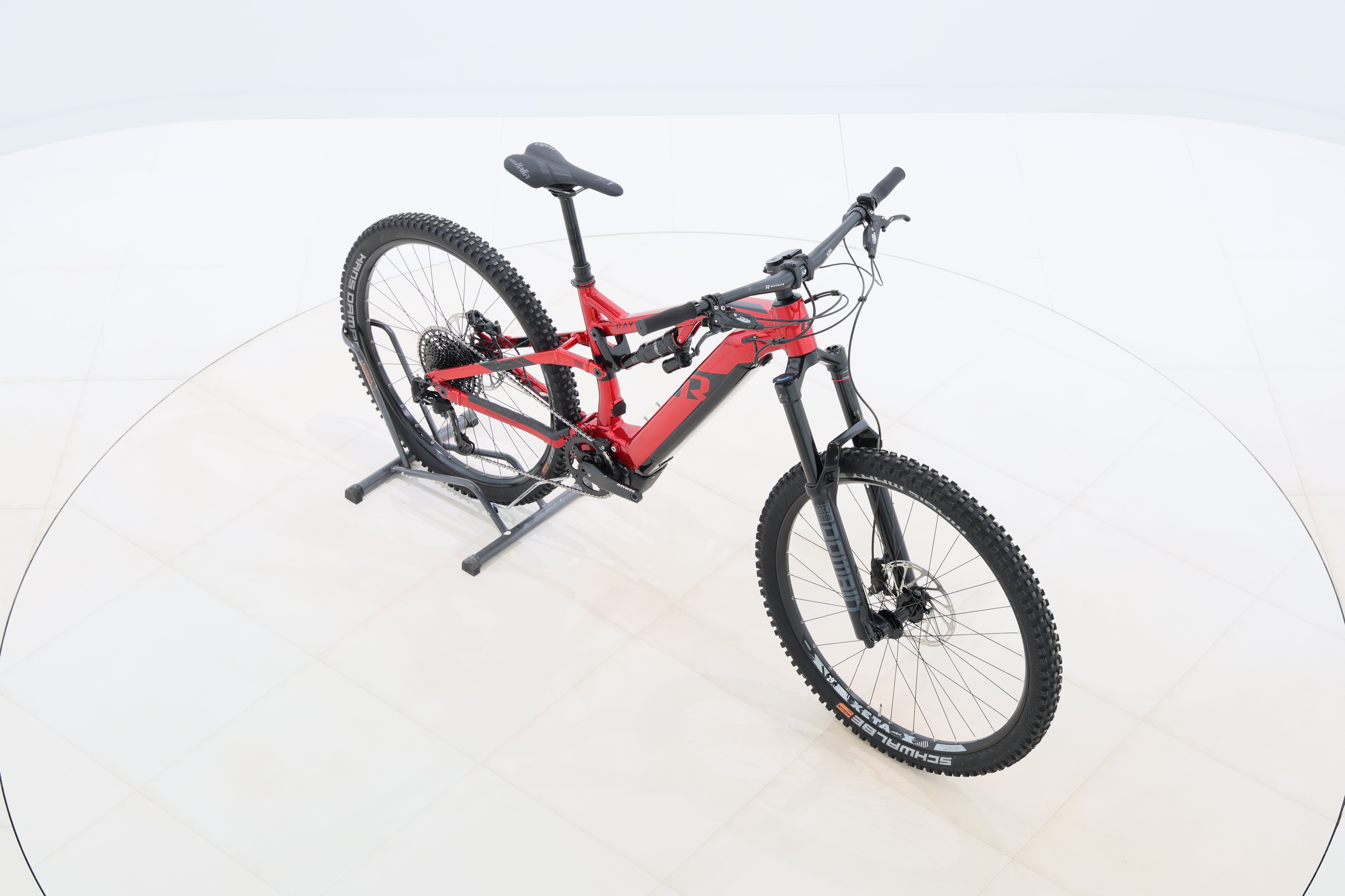 ce3f163a-49b7-4ded-83e6-8a8f08198e2c