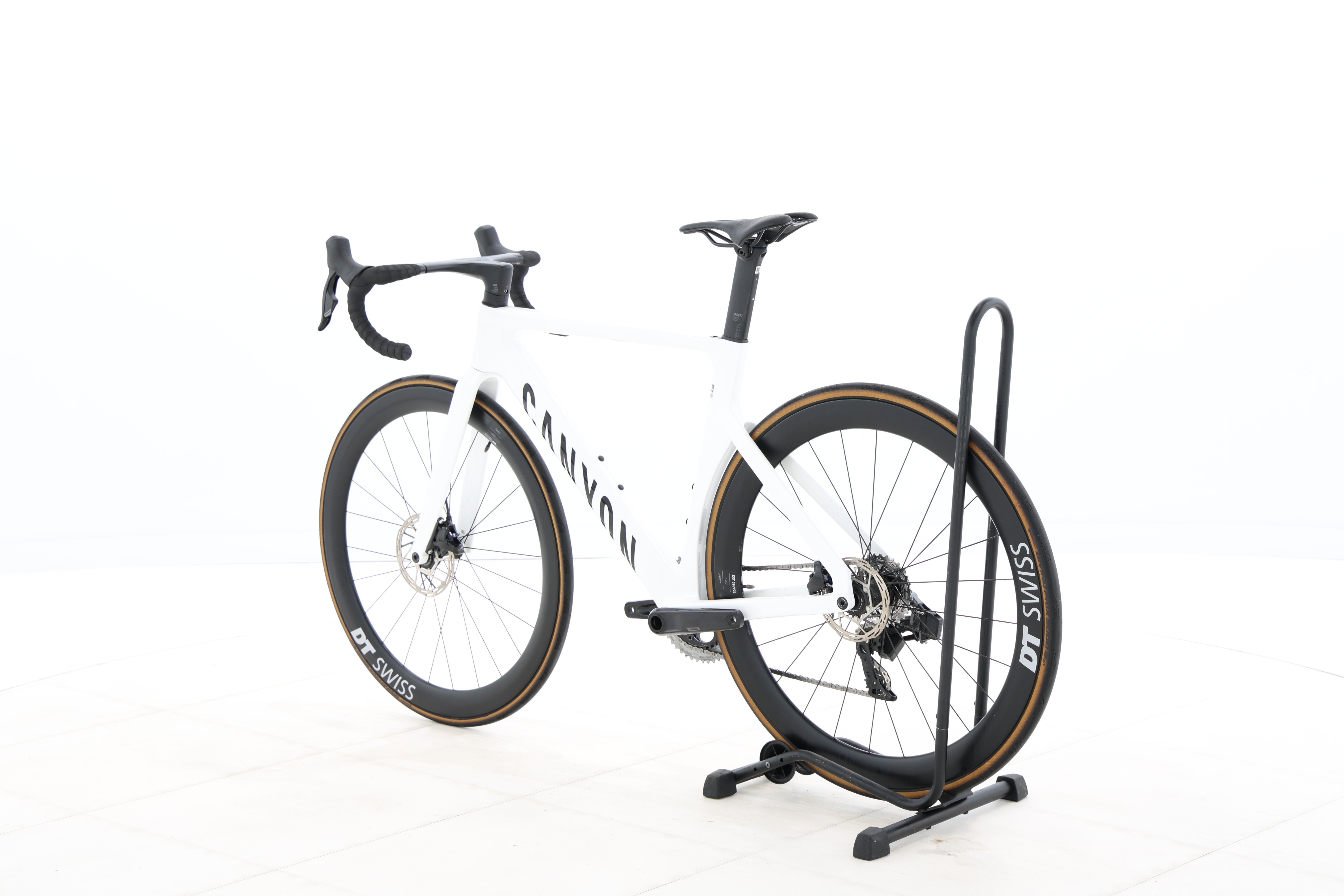 666b0b20-aa46-49e0-8503-6d0e3923cd81