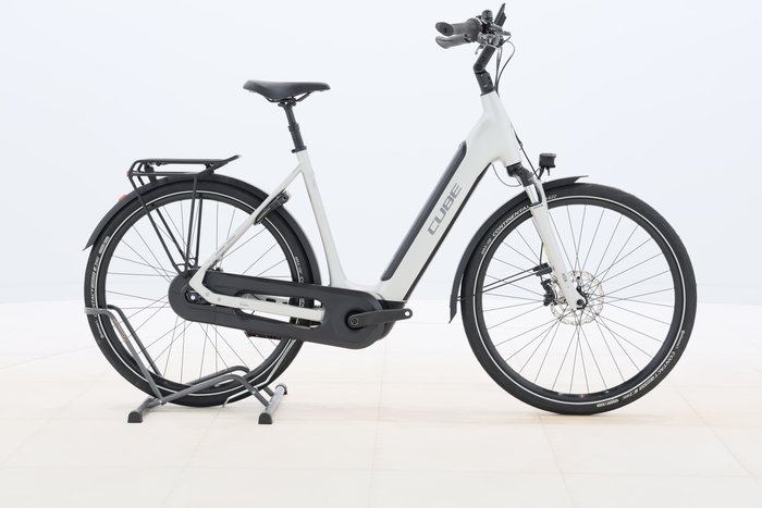 Cube SUPREME RT HYBRID COMFORT EXC 625 2025