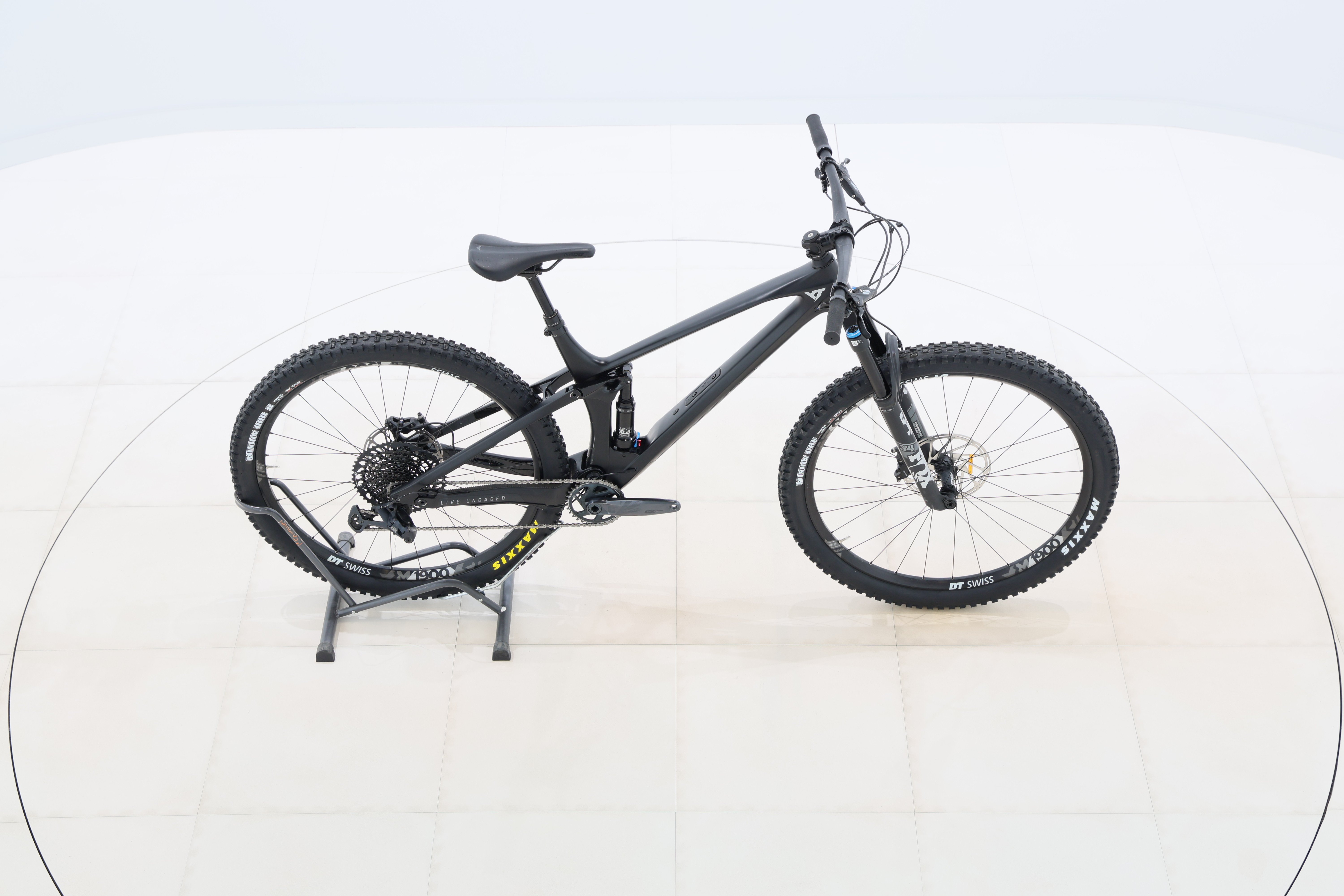 cc942537-de5c-4c28-b509-cddeb50e2f00