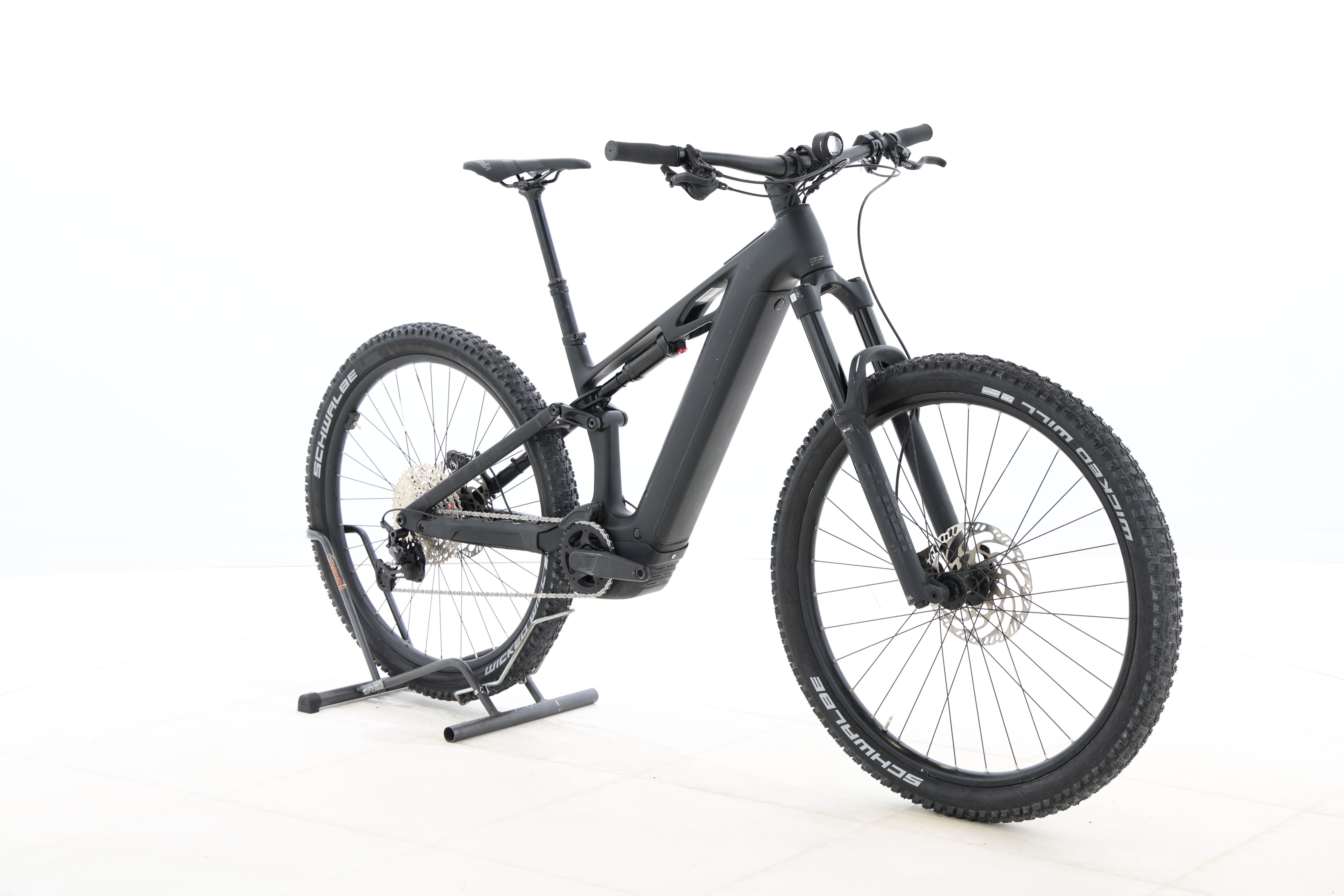 807cd18b-3af8-4091-bd50-d794494cbcd0