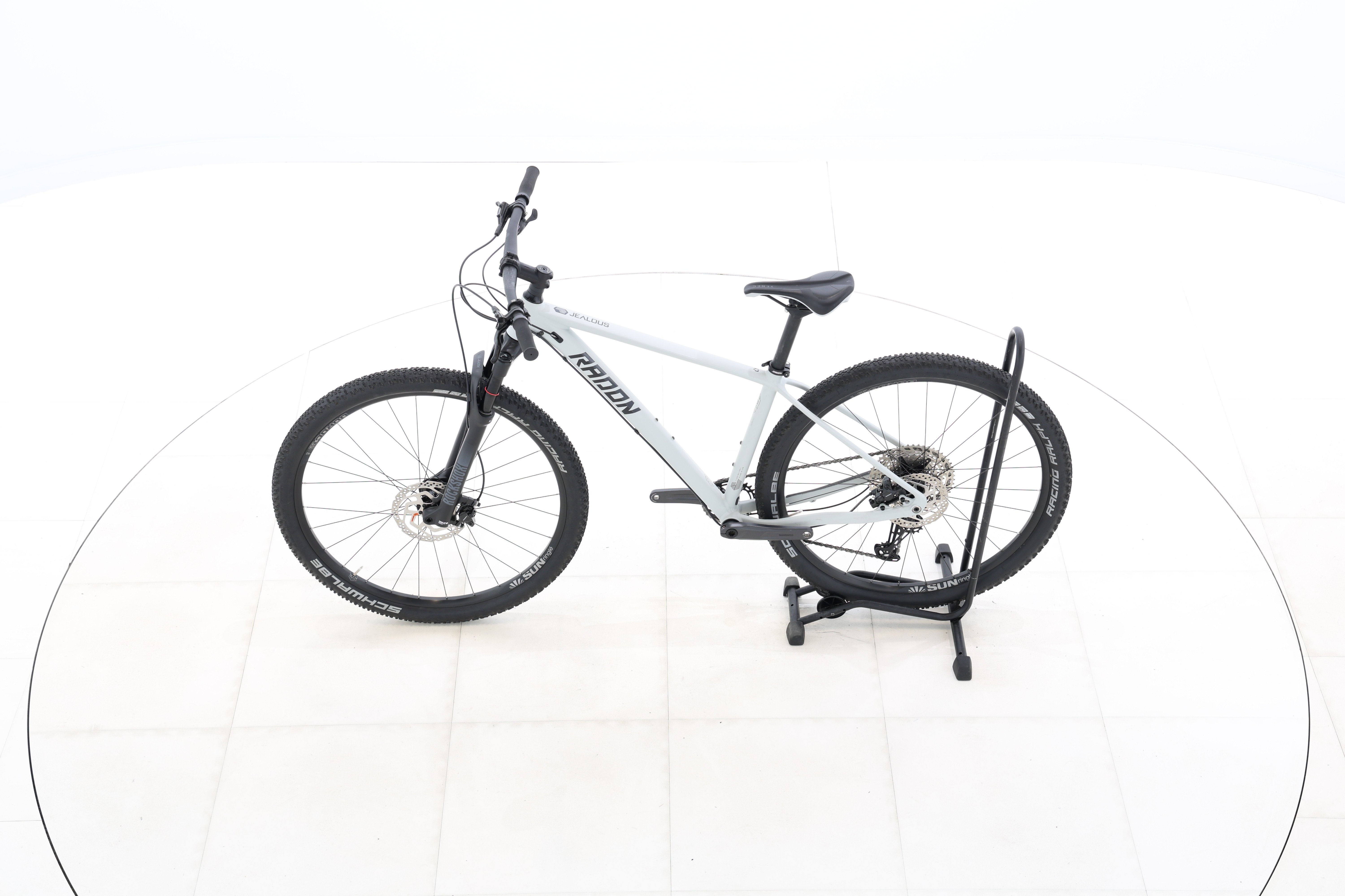 3863df66-8e5f-4e37-8b79-fe9f146c045c