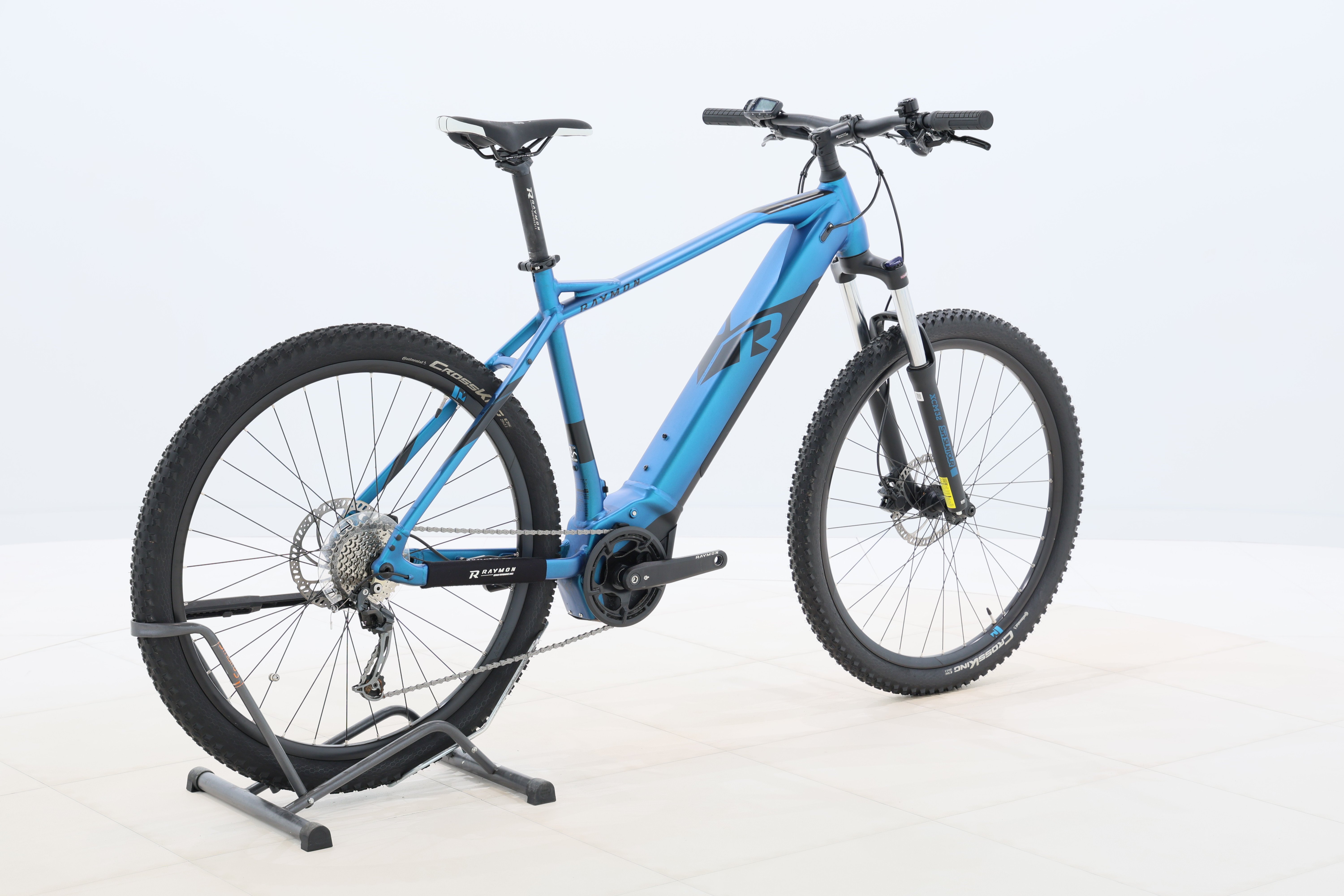 f2923389-5188-47f4-9046-759b29cd8de3