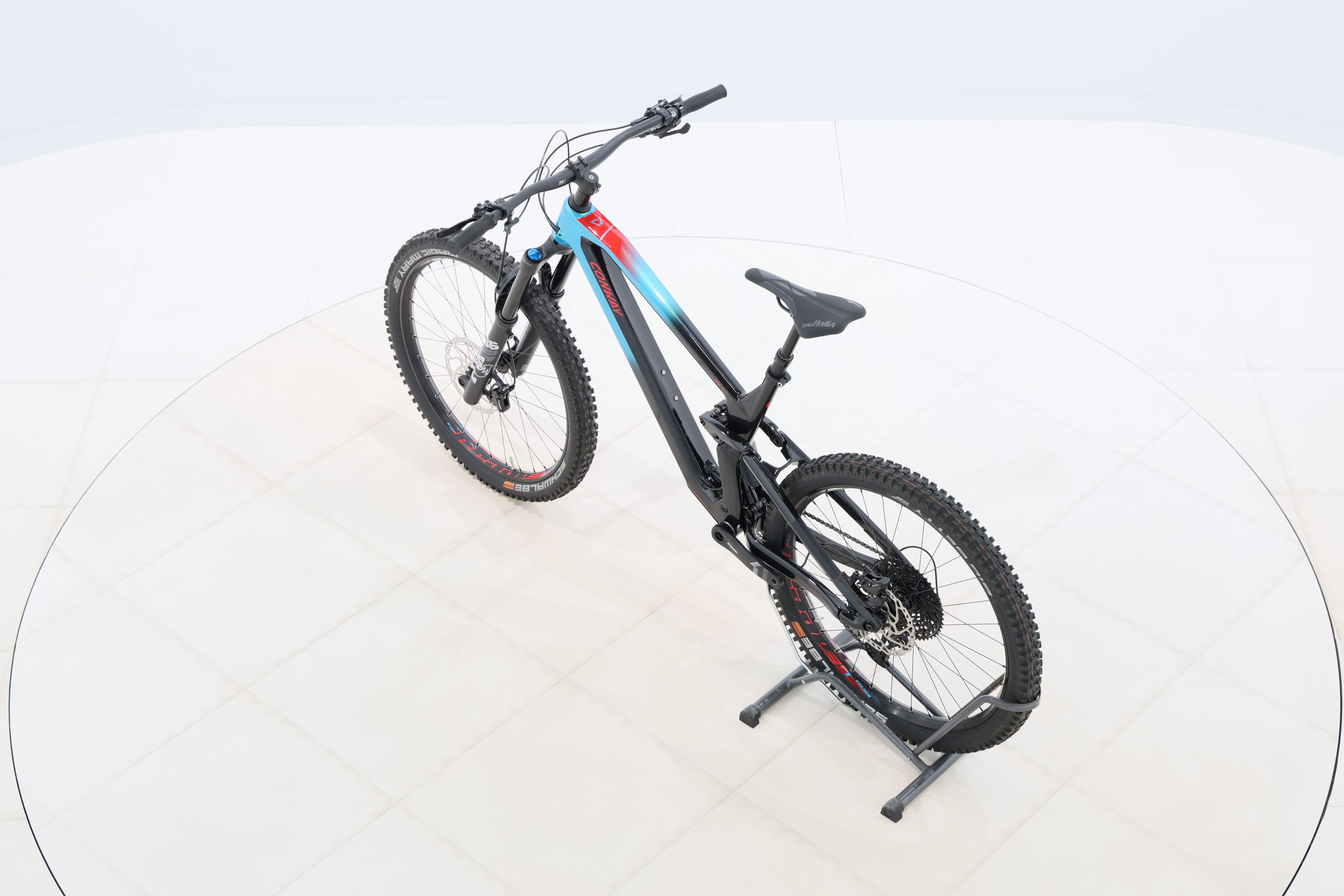 b9b0ba4c-c05e-44b5-aa3a-ef1ee9214052