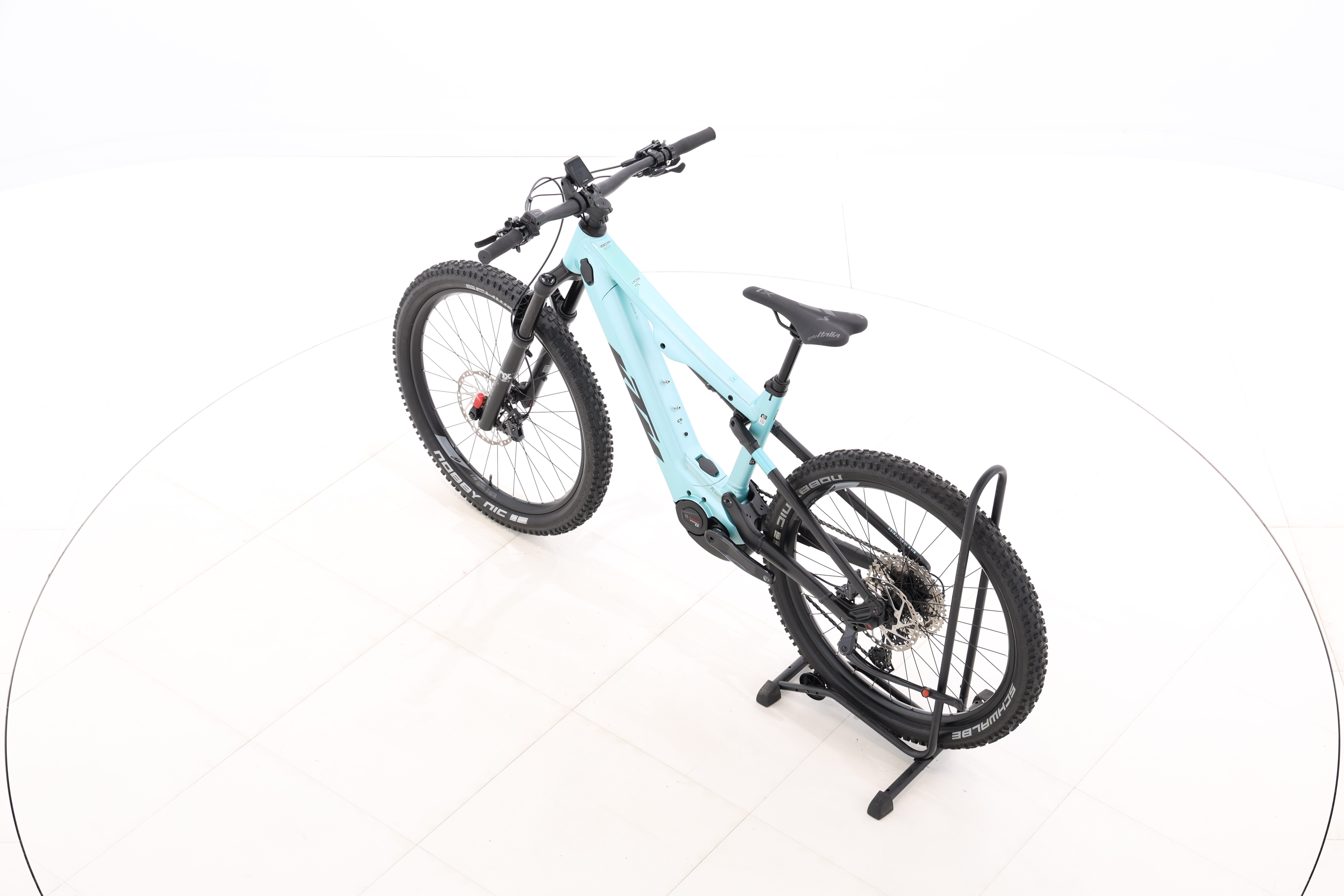 c243d8f1-ba42-491a-ab52-0581f961aaa3